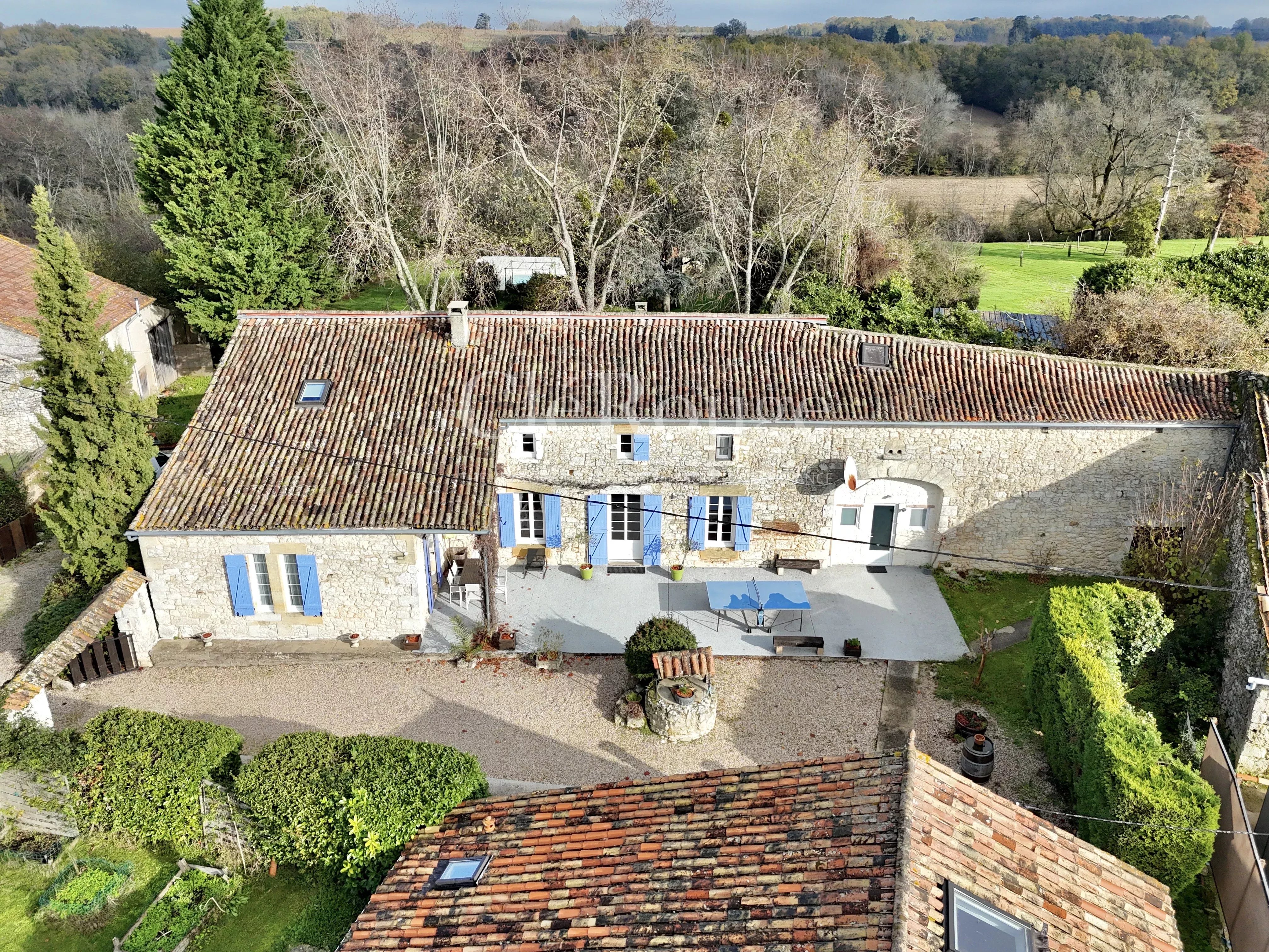 House in Duras - view 1