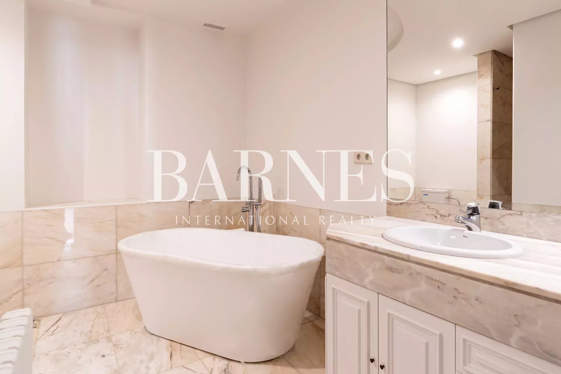 Daire Madrid - picture 18