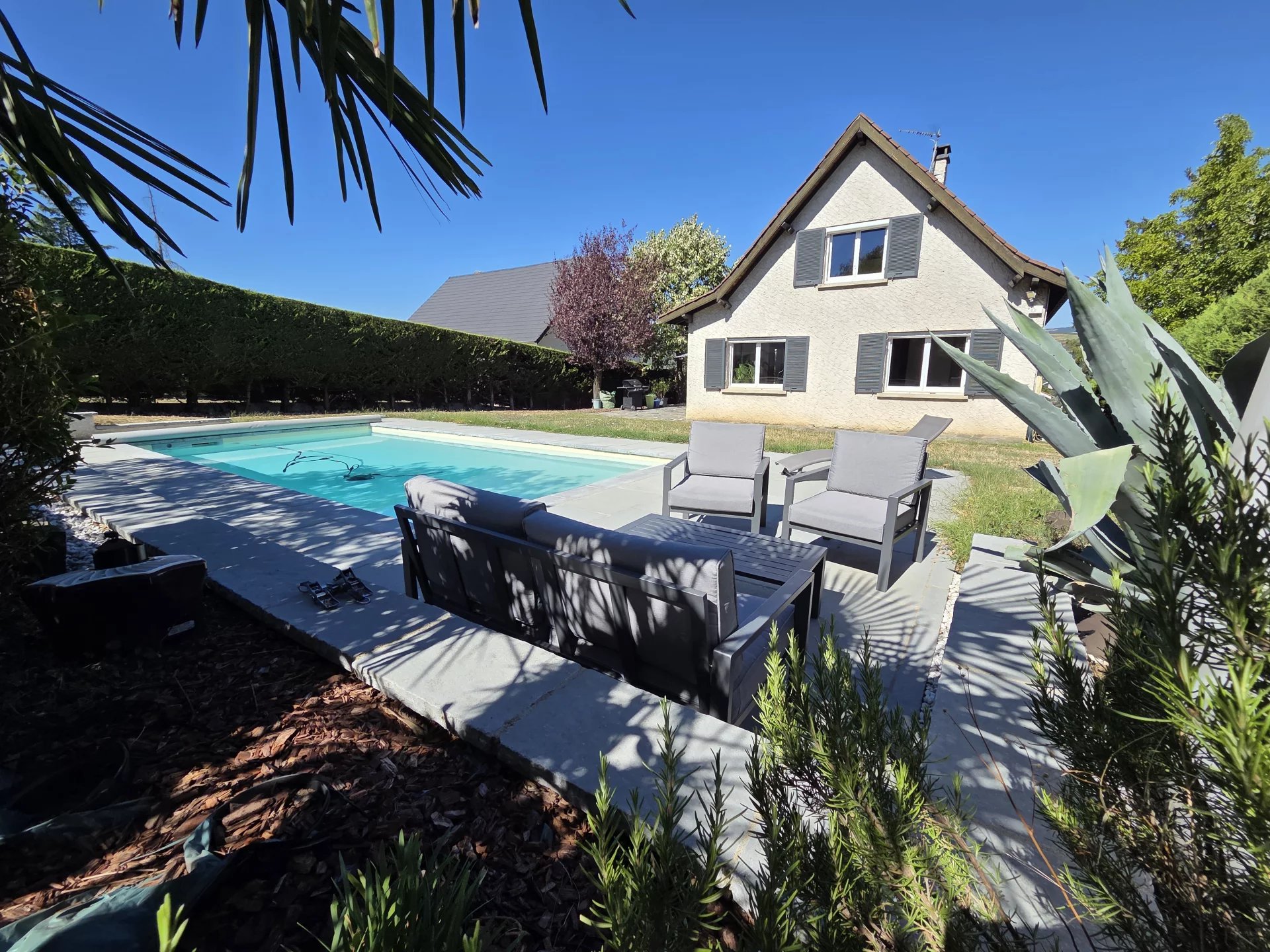 Maison familiale 156 m² avec piscine sur 865m²
