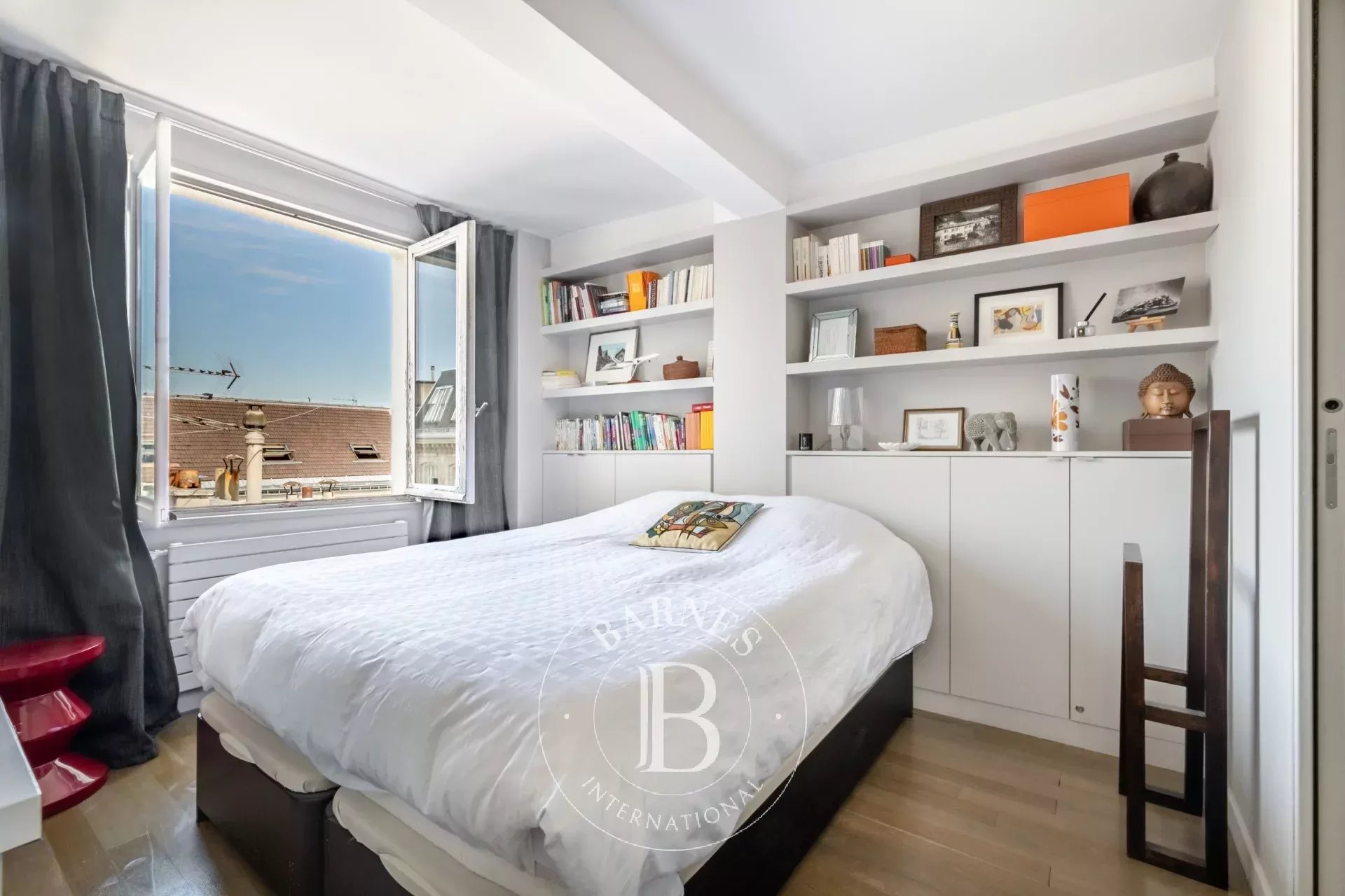 Daire Paris 3ème - picture 13