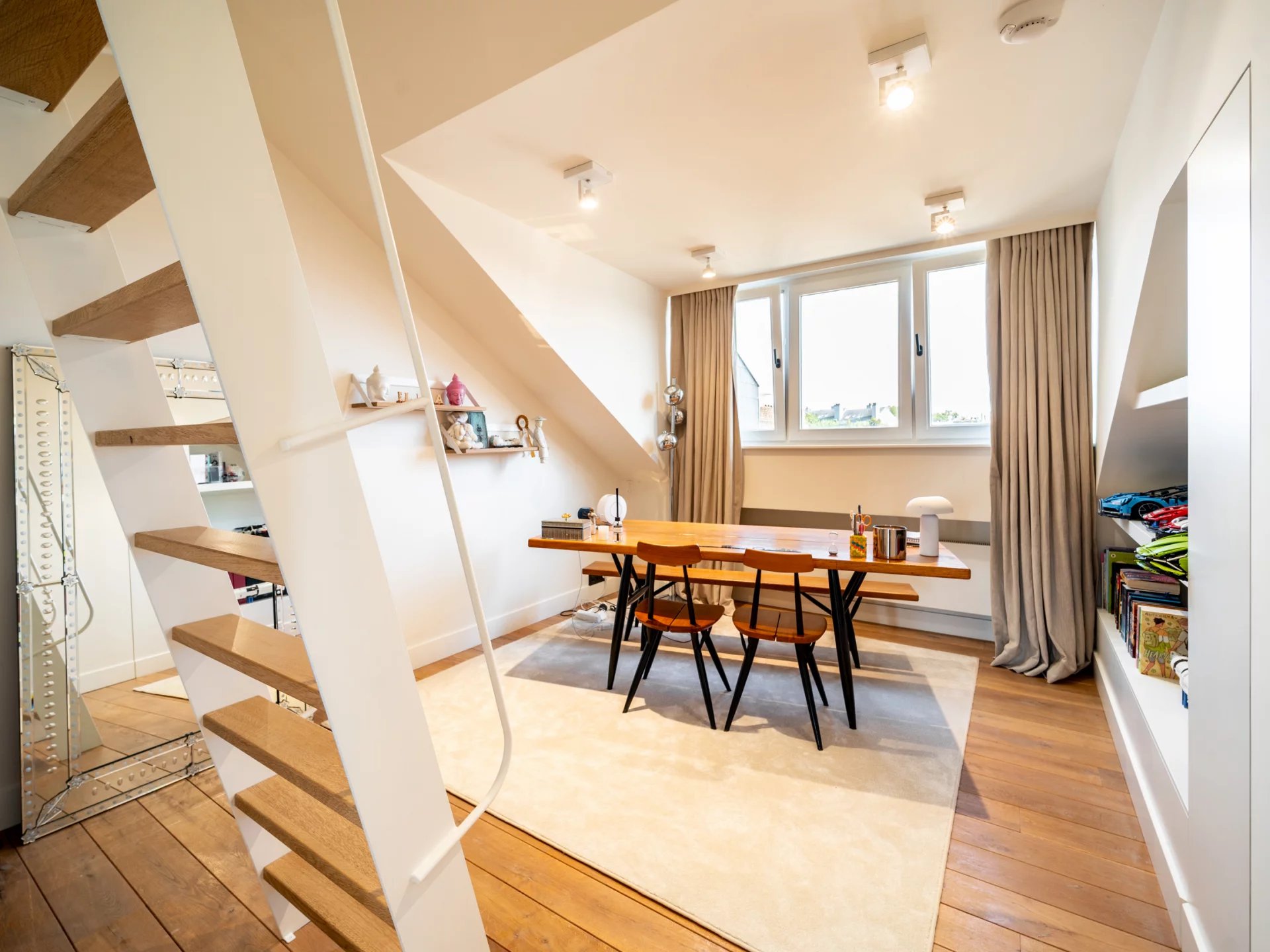 Ixelles - Penthouse 4 chambres 1 parking
