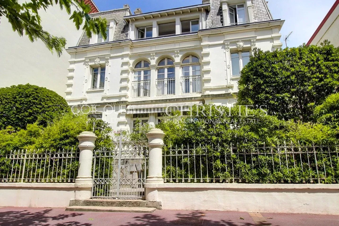À vendre Saint-Jean-de-Luz - Hôtel particulier datant de 1900
