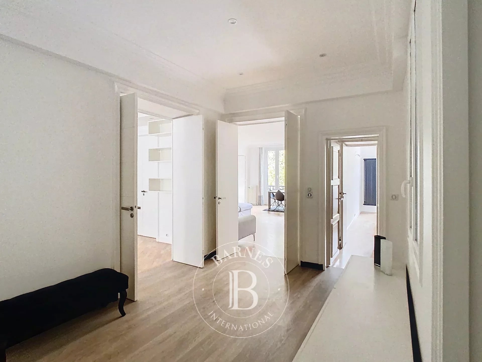 Daire Paris 8ème - picture 13