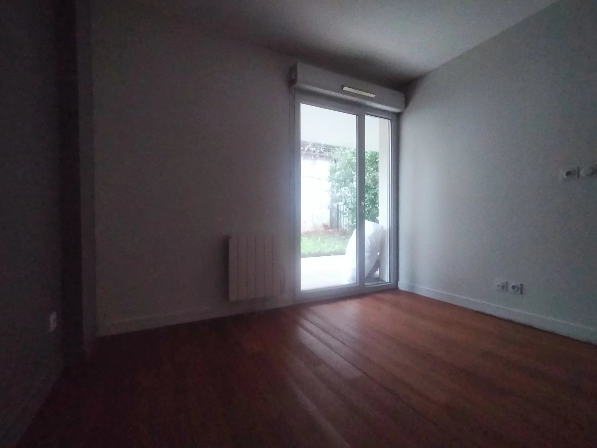 511802 Location Oullins