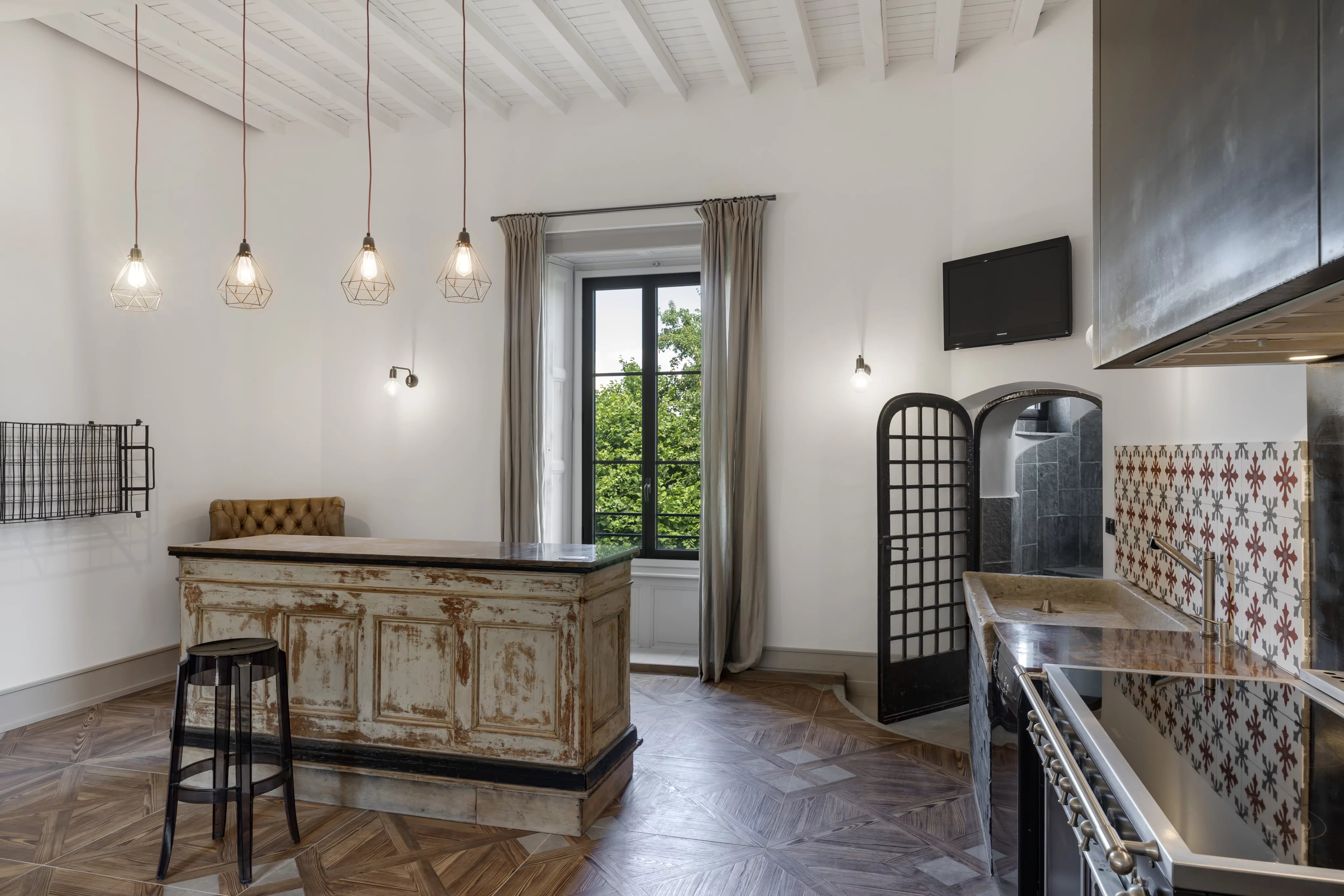 Exceptional Duplex Apartment in a Renovated Castle