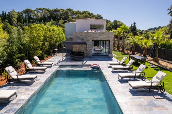 Renovierte Luxusvilla zum Verkauf in Mougins | Familiensitz mit Pool — photo 2