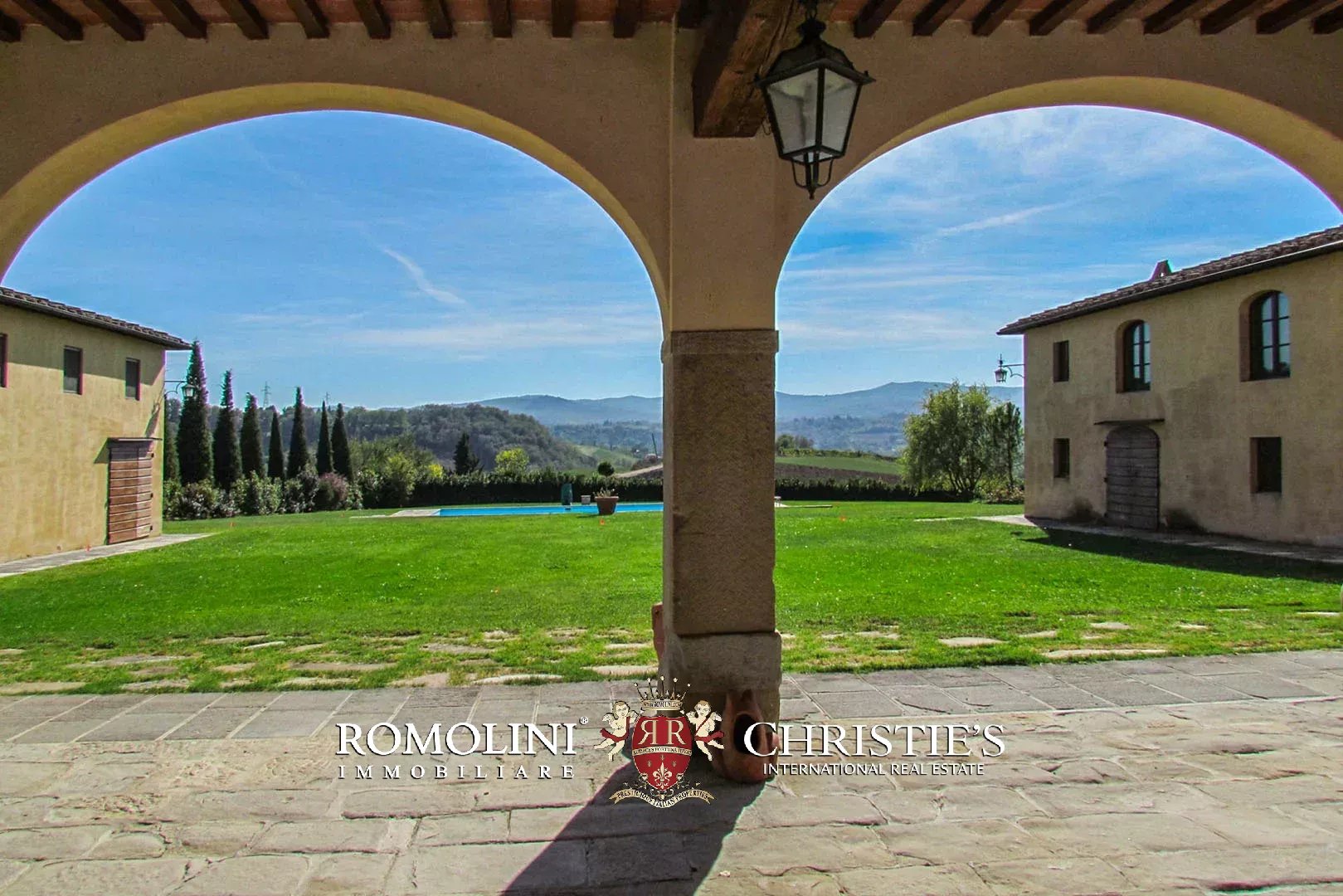 6 Bedroom Villa/Townhouse's Image 29