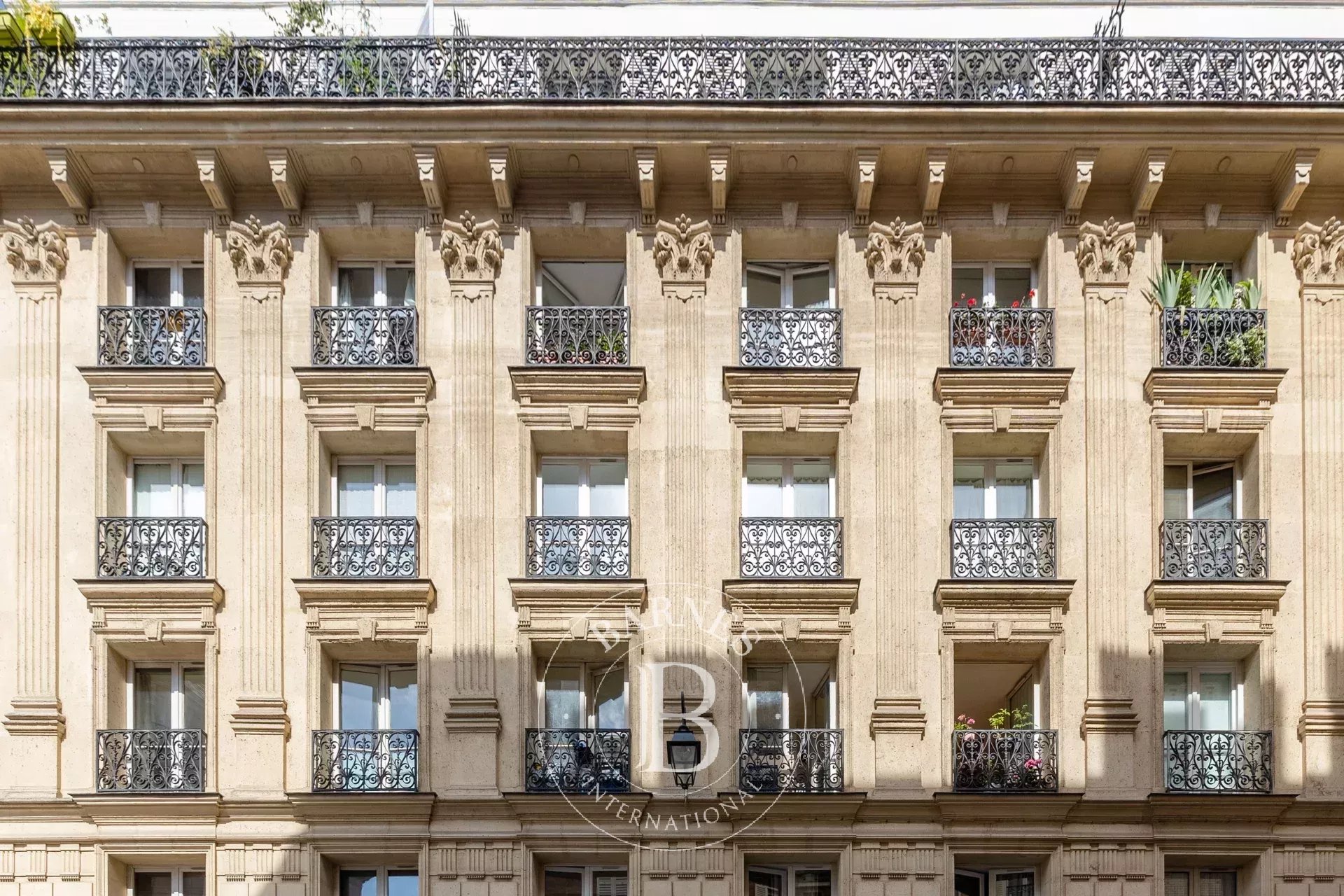 Daire Paris 3ème - picture 5