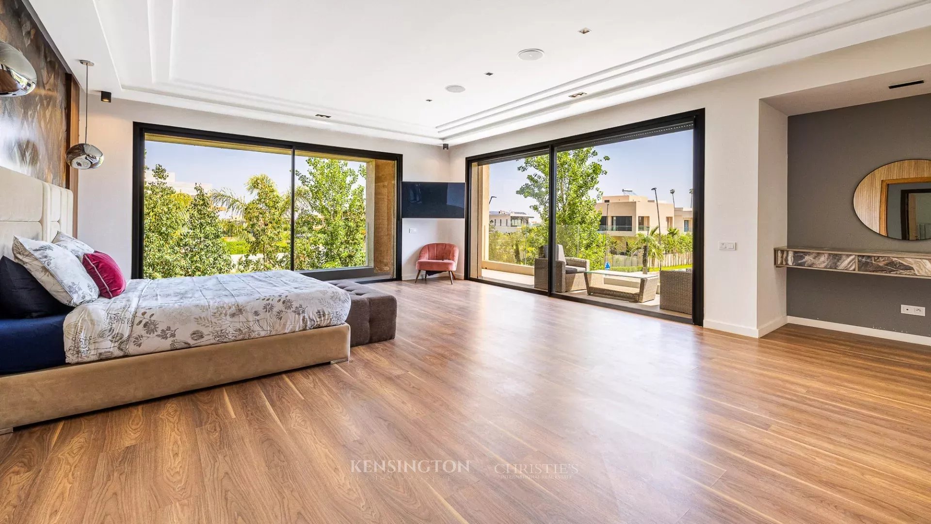 4 Bedroom Villa/Townhouse's Image 8