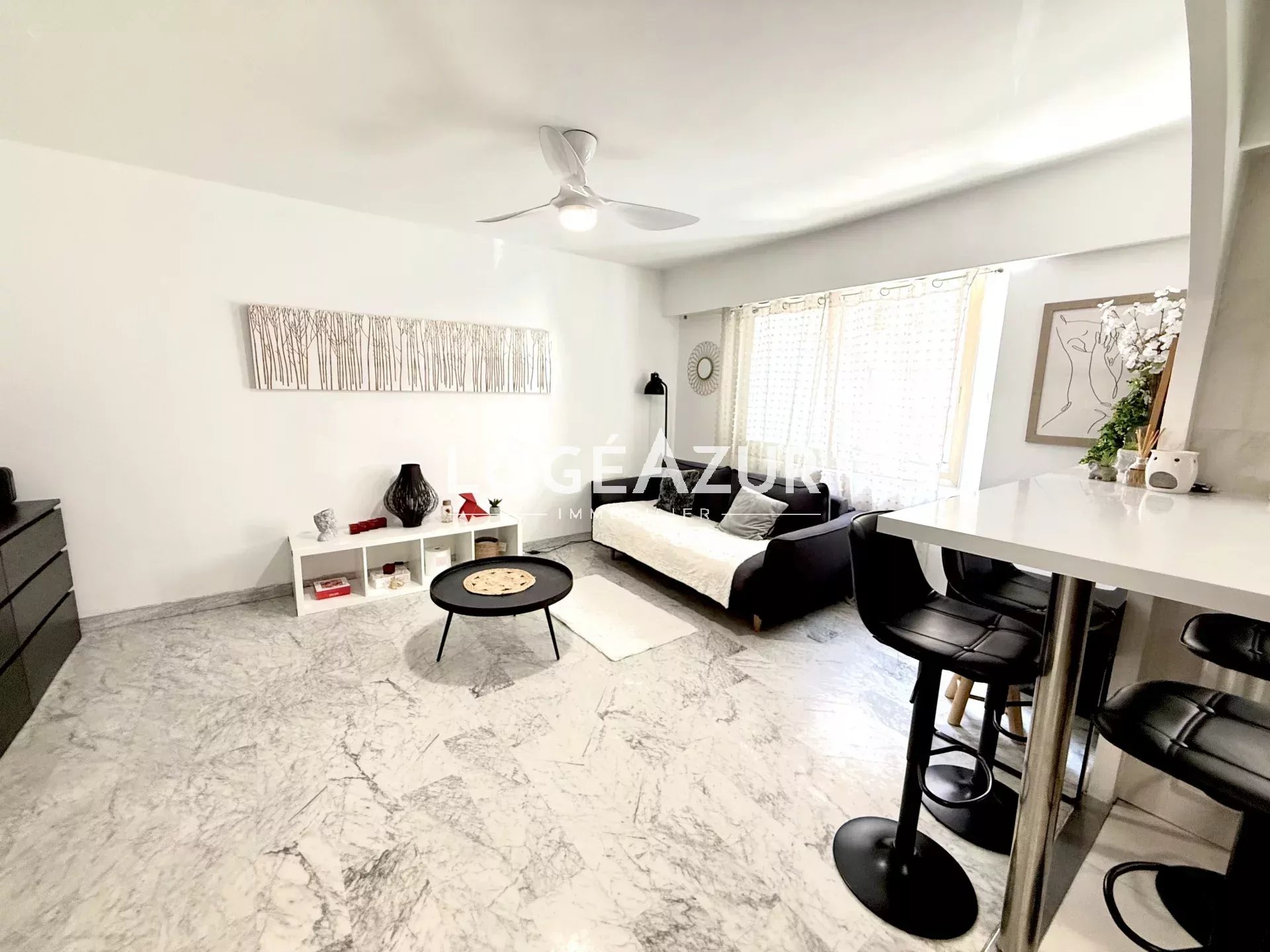 Rental Apartment Juan-les-Pins