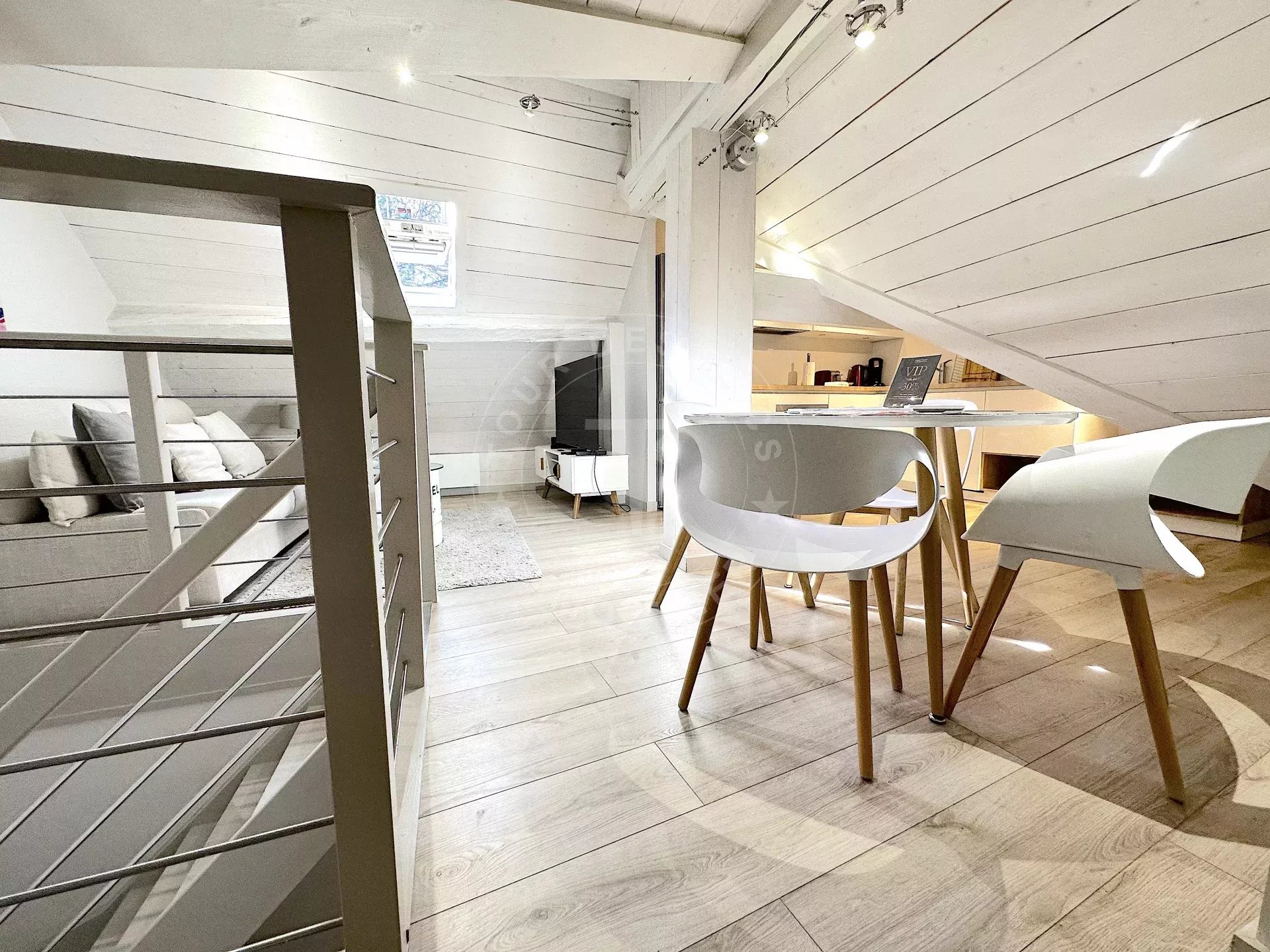 Agence immobilière de 