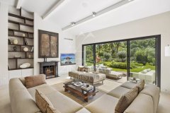 Mougins - Contemporary provençal villa in a secure estate — photo 4 of 7