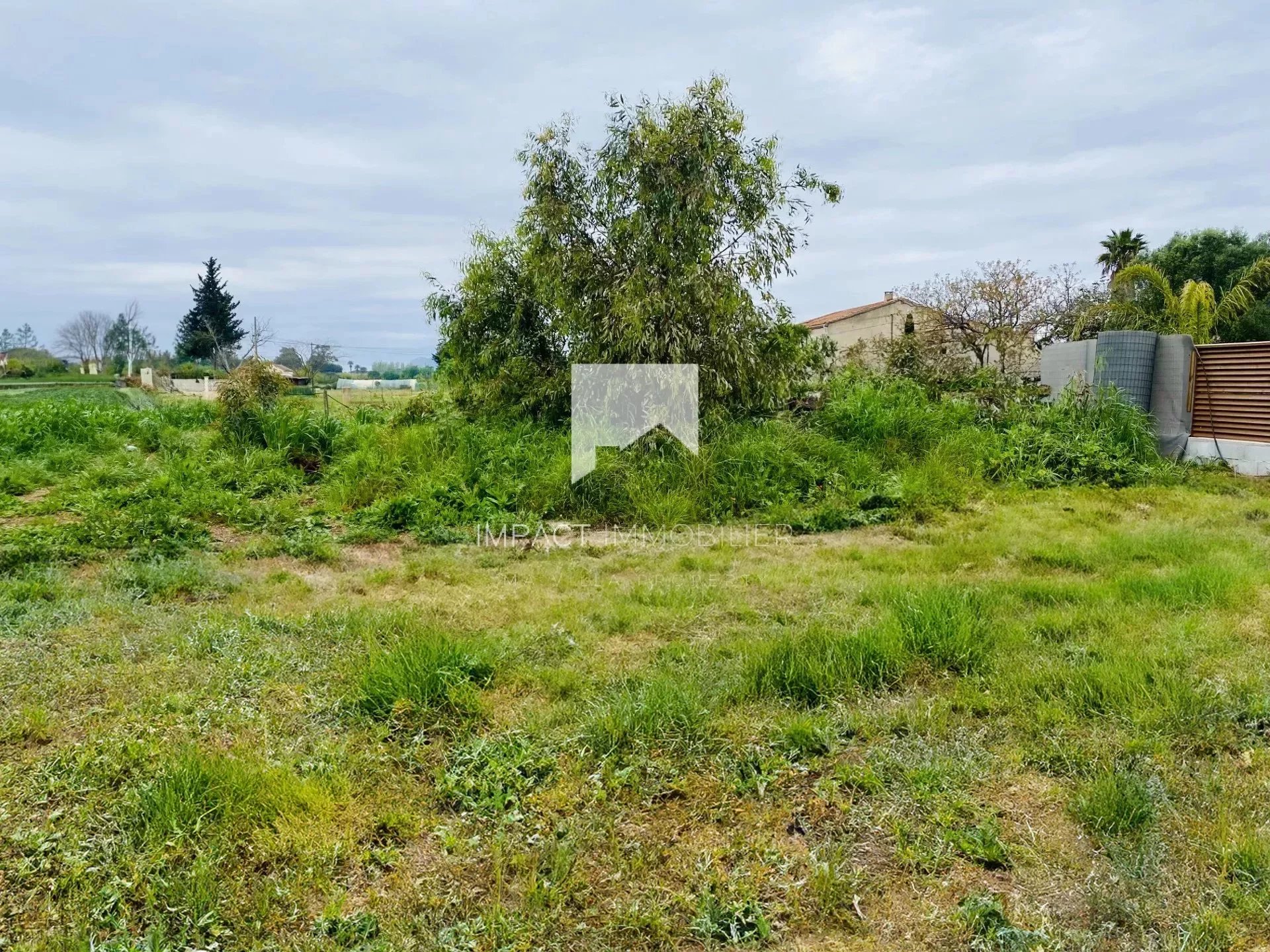 Terrain constructible 415 m2 HYERES OUEST