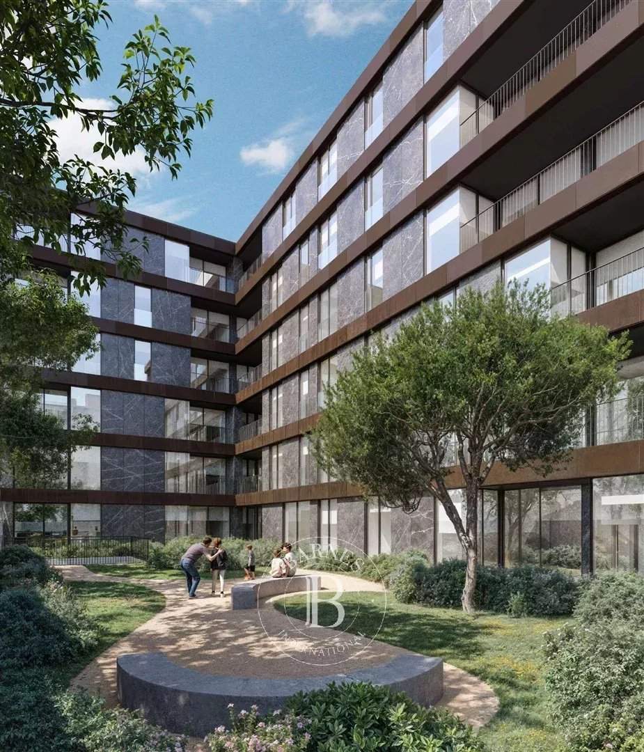 Sophistication by the Sea