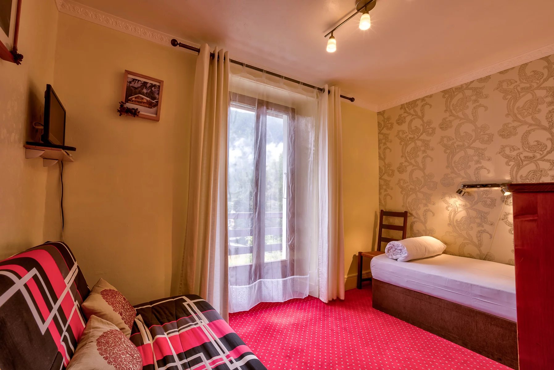 Photo of CHAMONIX - A large 9-bedroom chalet with great potential