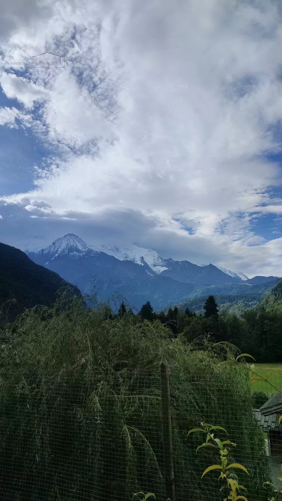 Photo of Charming Alpine Retreat: Spacious 5-Room Apartment