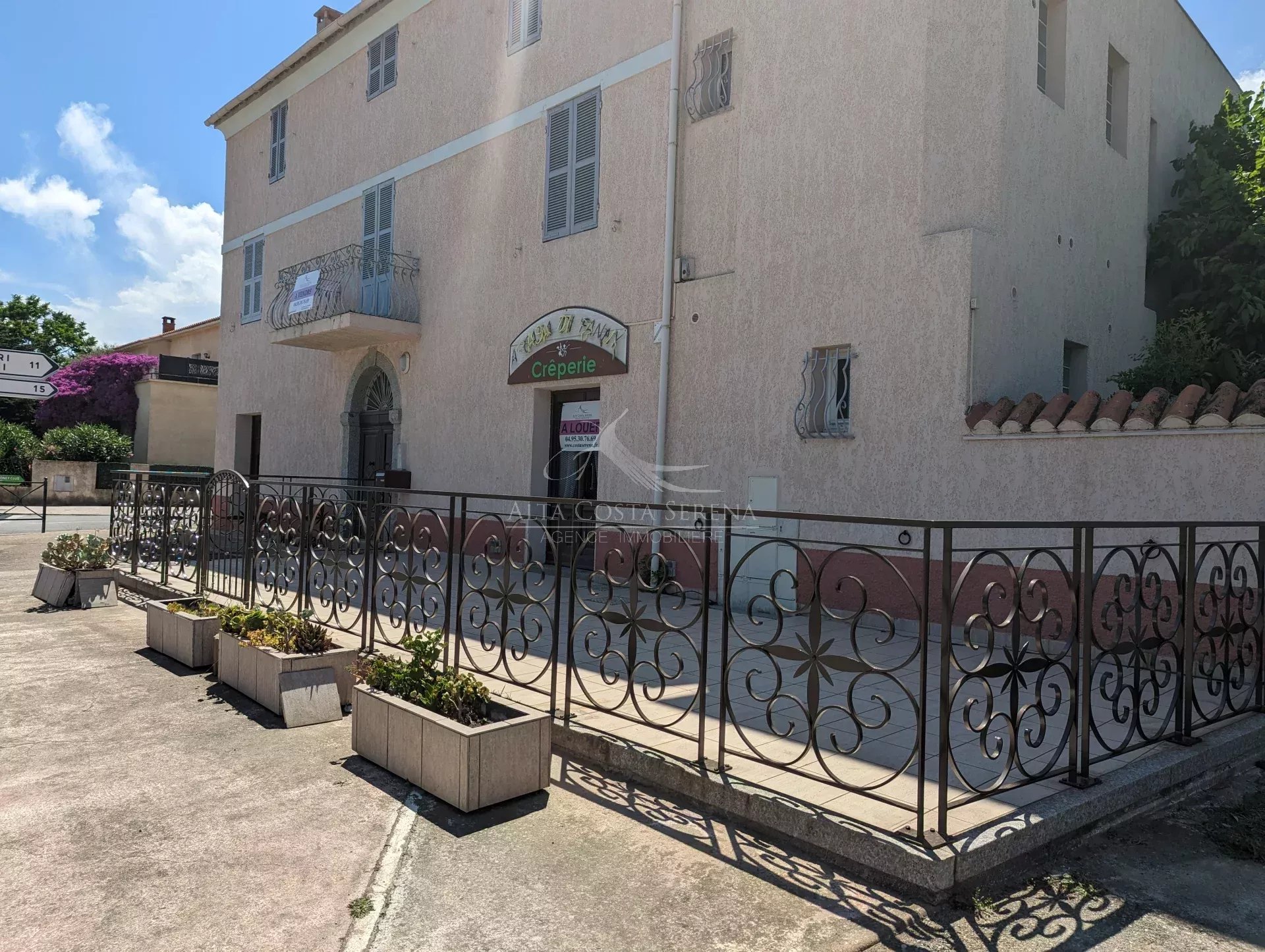 Agence immobilière de 