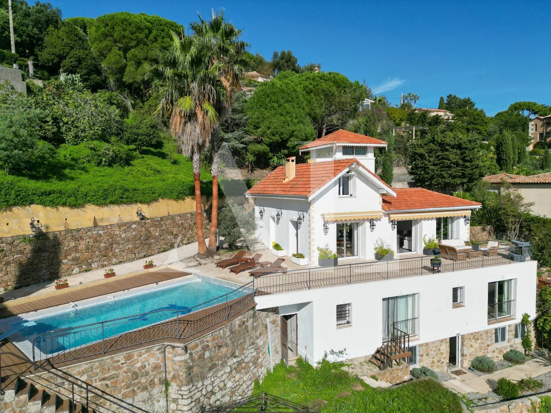 SUPER-CANNES - PANORAMIC SEA VIEW