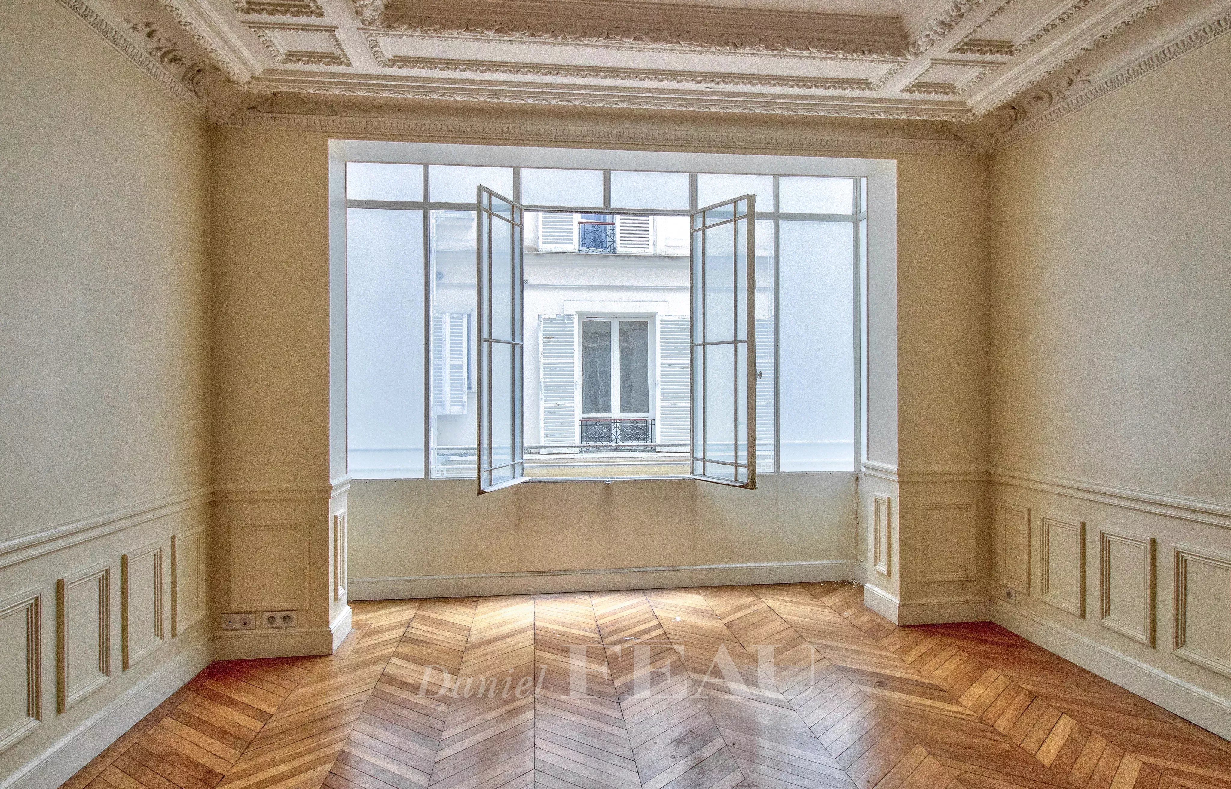 Sale Apartment Paris 16th