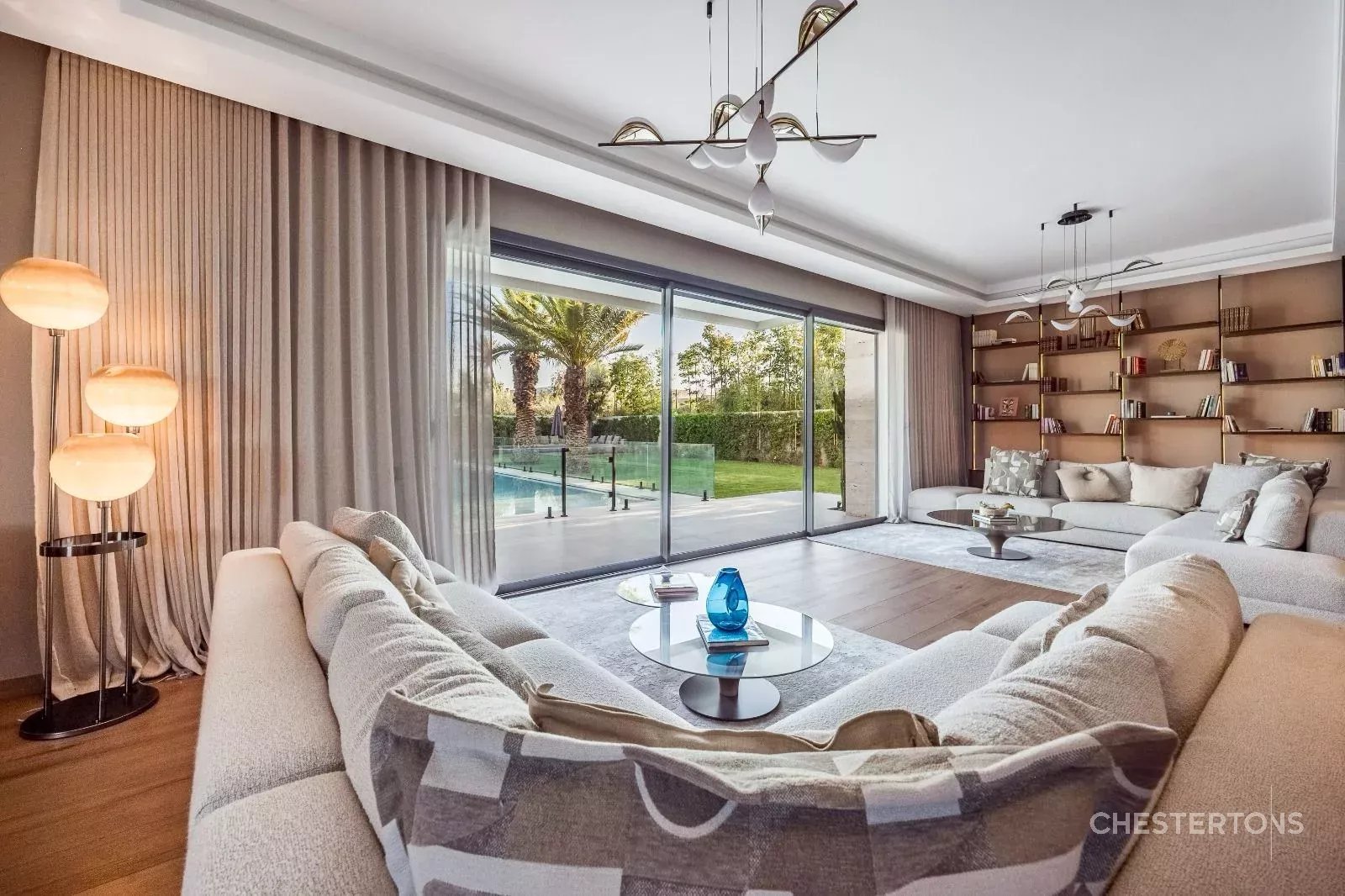  Image of Villa - 5 Bedrooms - 5 Bathrooms for Sale in Marrakech-Ménara-Marrakech-Morocco, Image 13