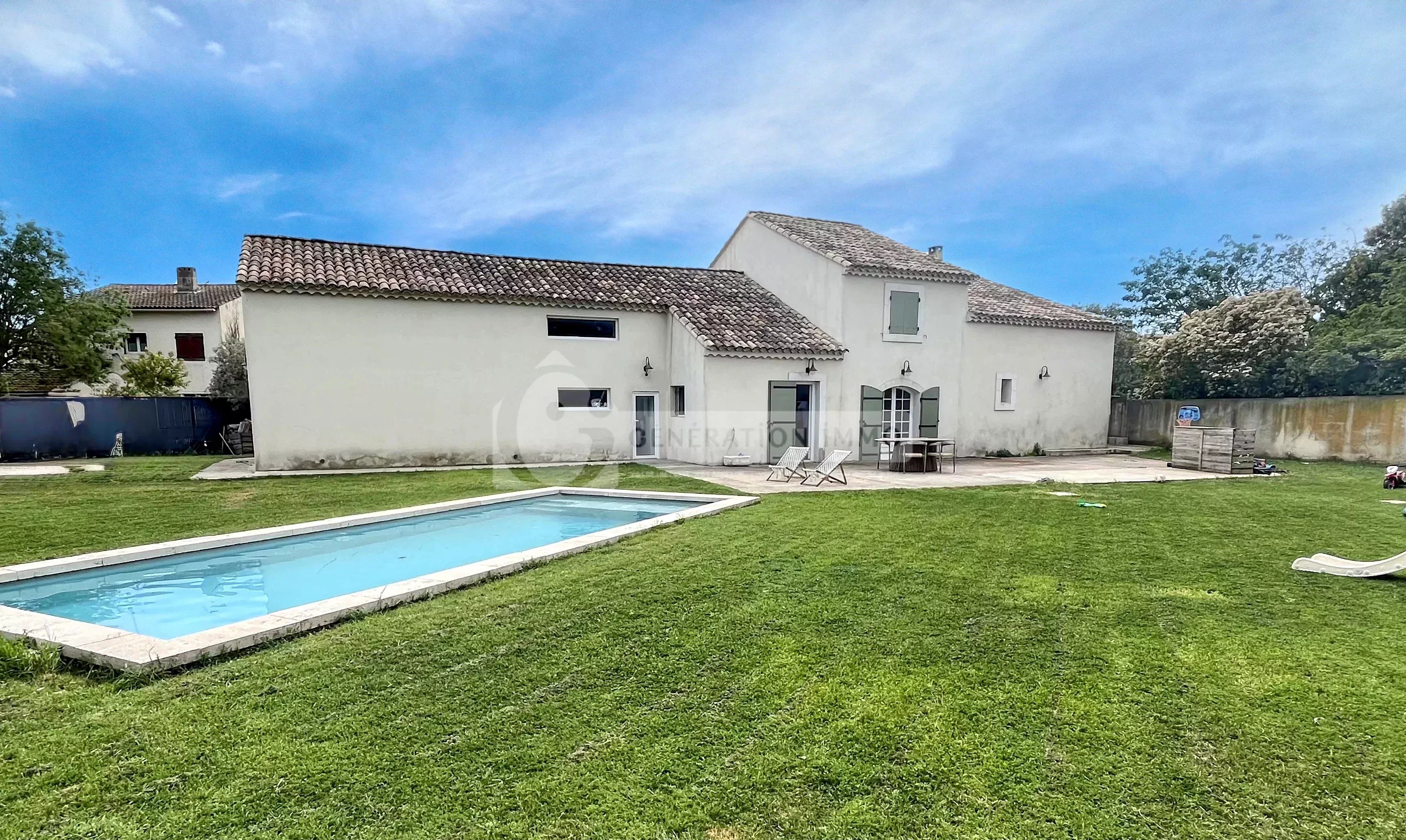 Agence immobilière de 
