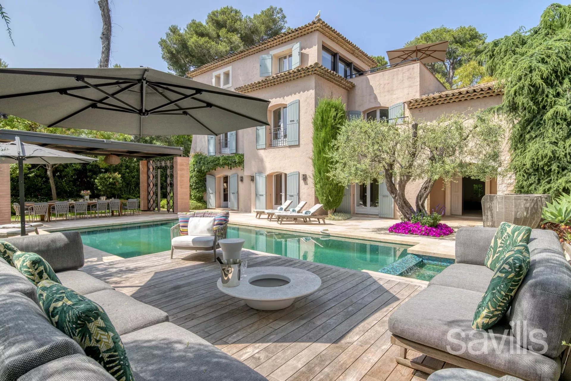 A stunning property refurbished to a high standard