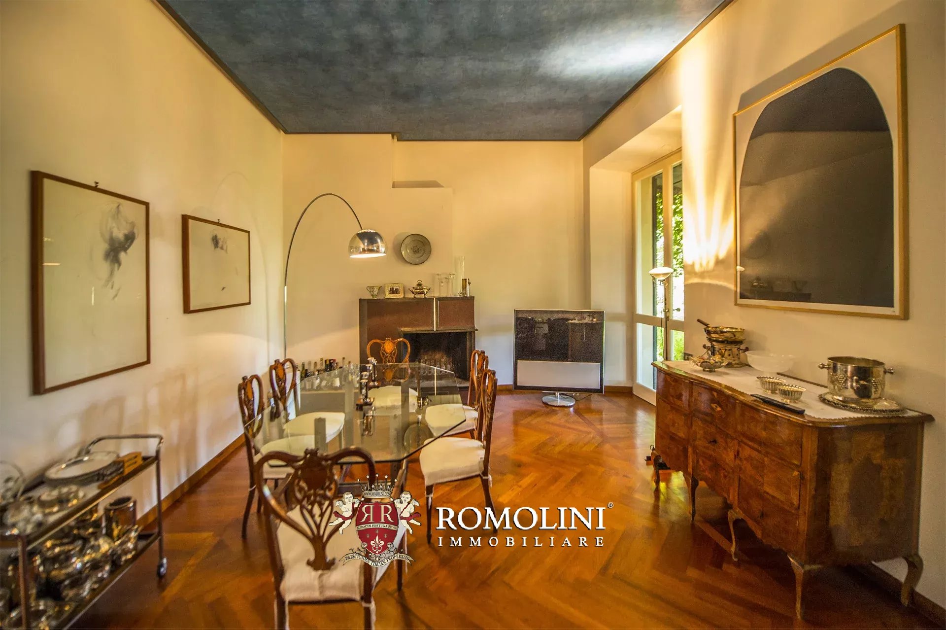 10 Bedroom Villa/Townhouse's Image 44