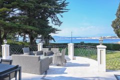 Art Deco Luxury Villa Cap d'Antibes | Exceptional Family Estate — photo 2 of 7