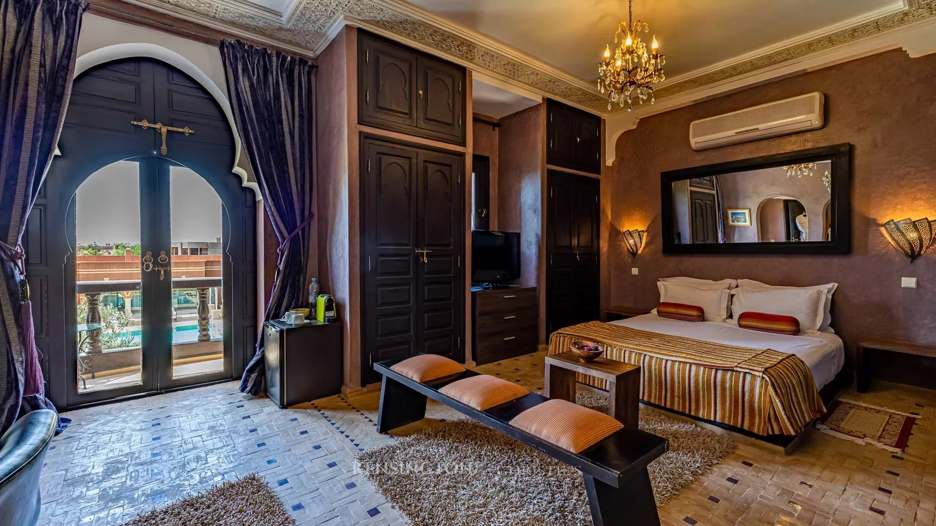 9 Bedroom Villa/Townhouse's Image 74