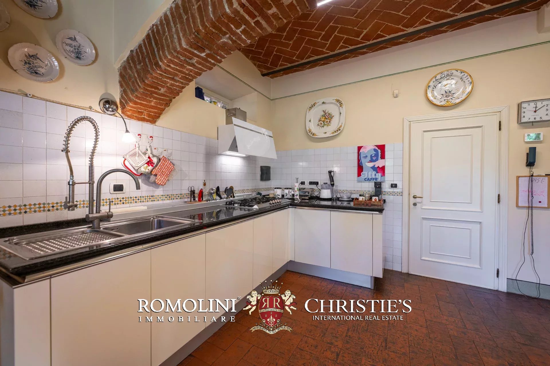 4 Bedroom Villa/Townhouse's Image 47
