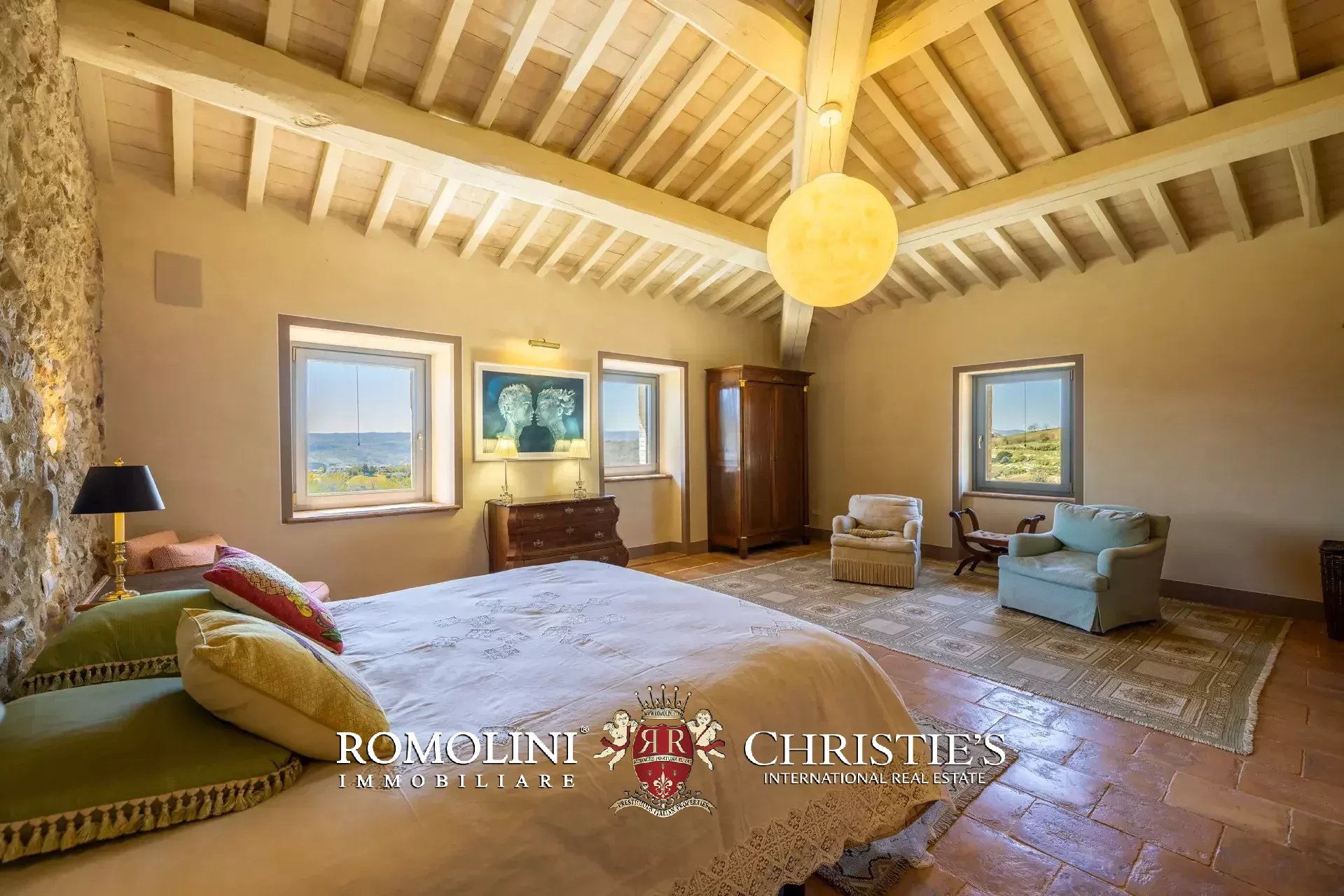 6 Bedroom Villa/Townhouse's Image 94