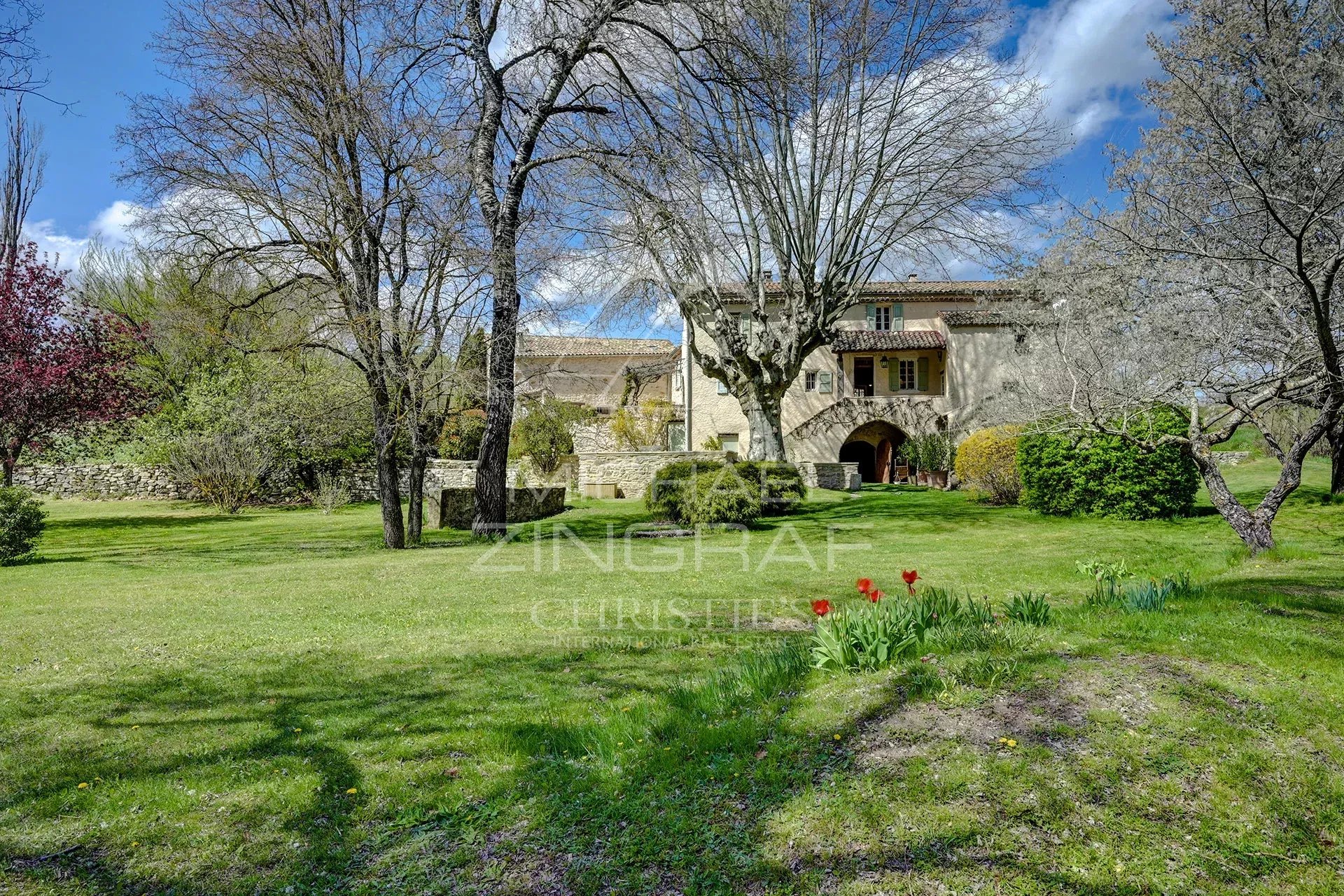 5 Bedroom Villa/Townhouse's Image 12