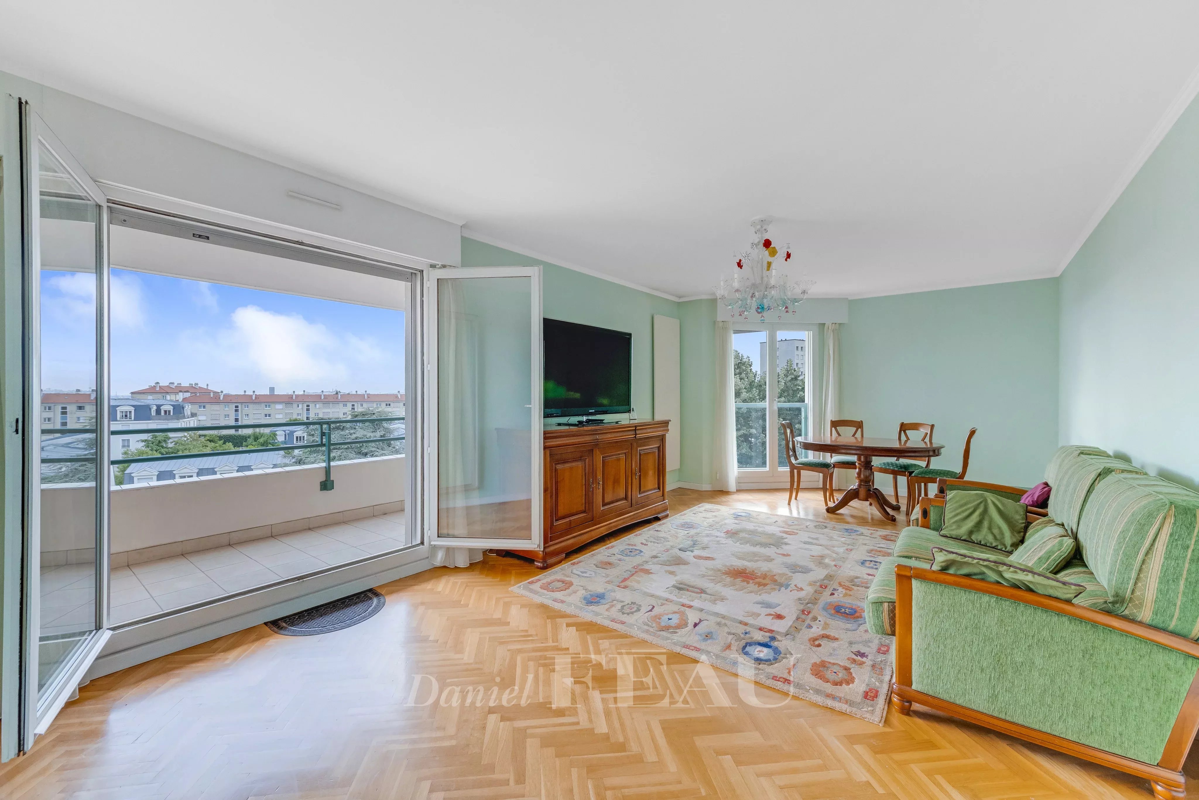 Living-room Wooden floor
