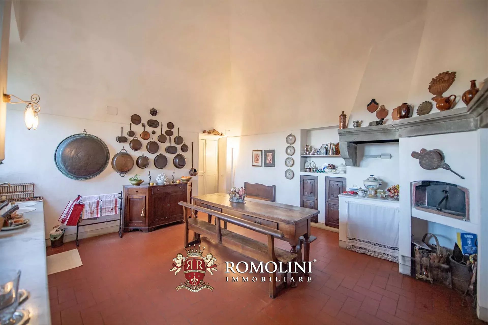 12 Bedroom Villa/Townhouse's Image 38