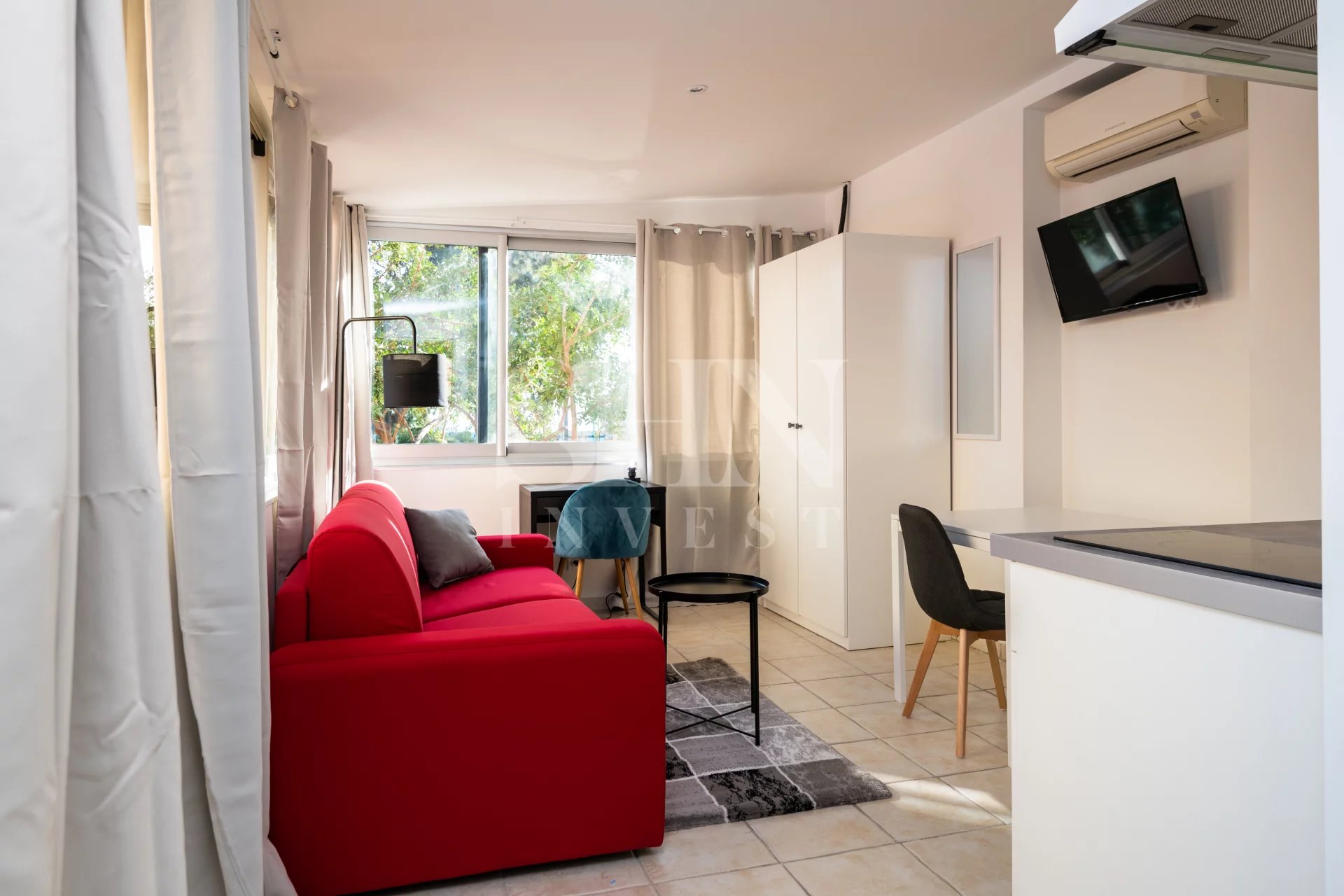 Agence immobilière de 