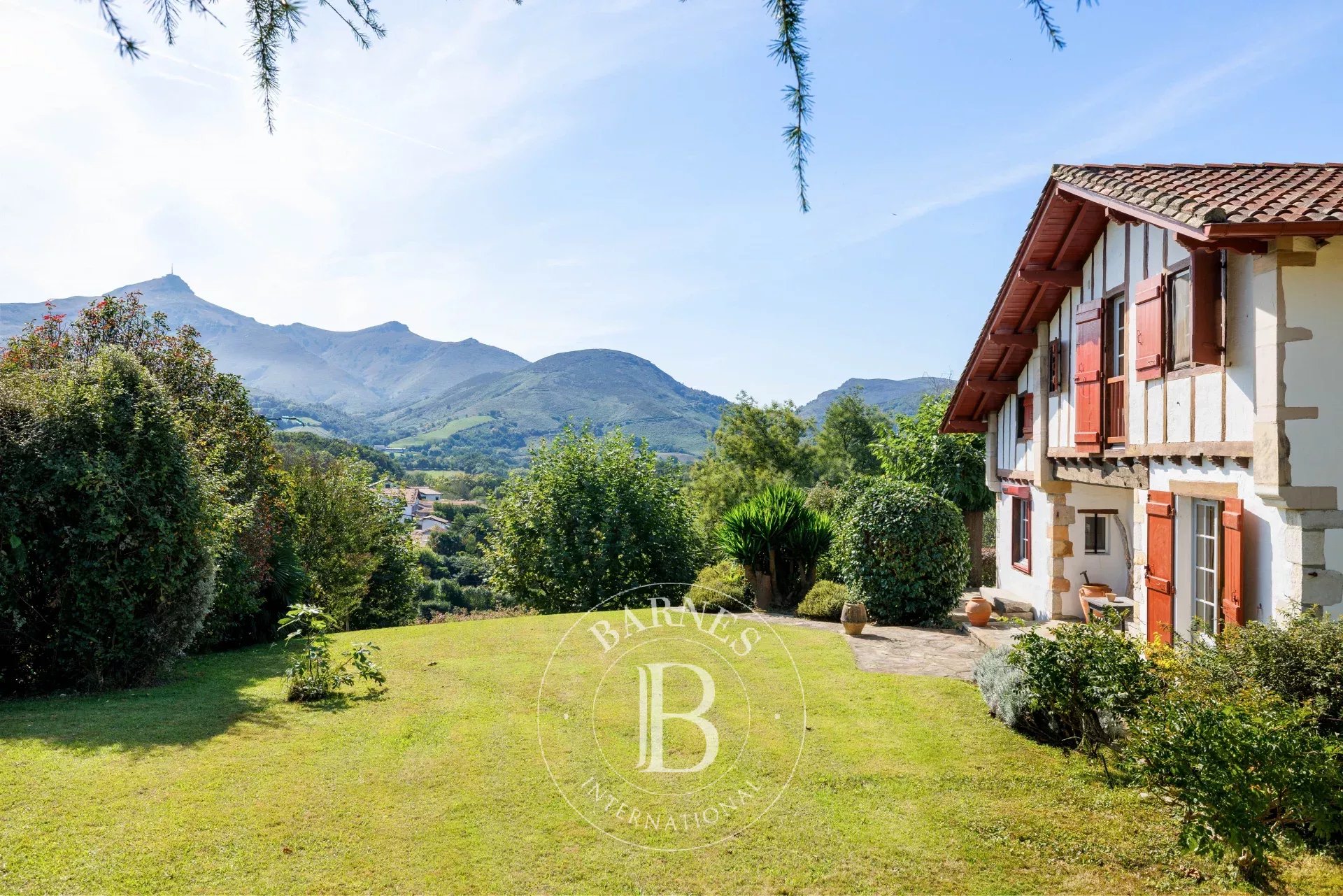 Maison Urrugne  -  ref 86155400 (picture 1)