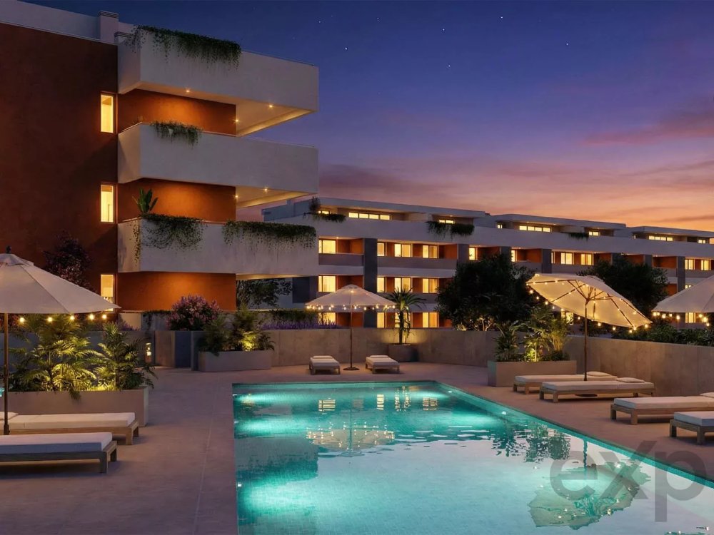 Premium Investment 2-Bedroom Property near Porto de Mós in Lagos