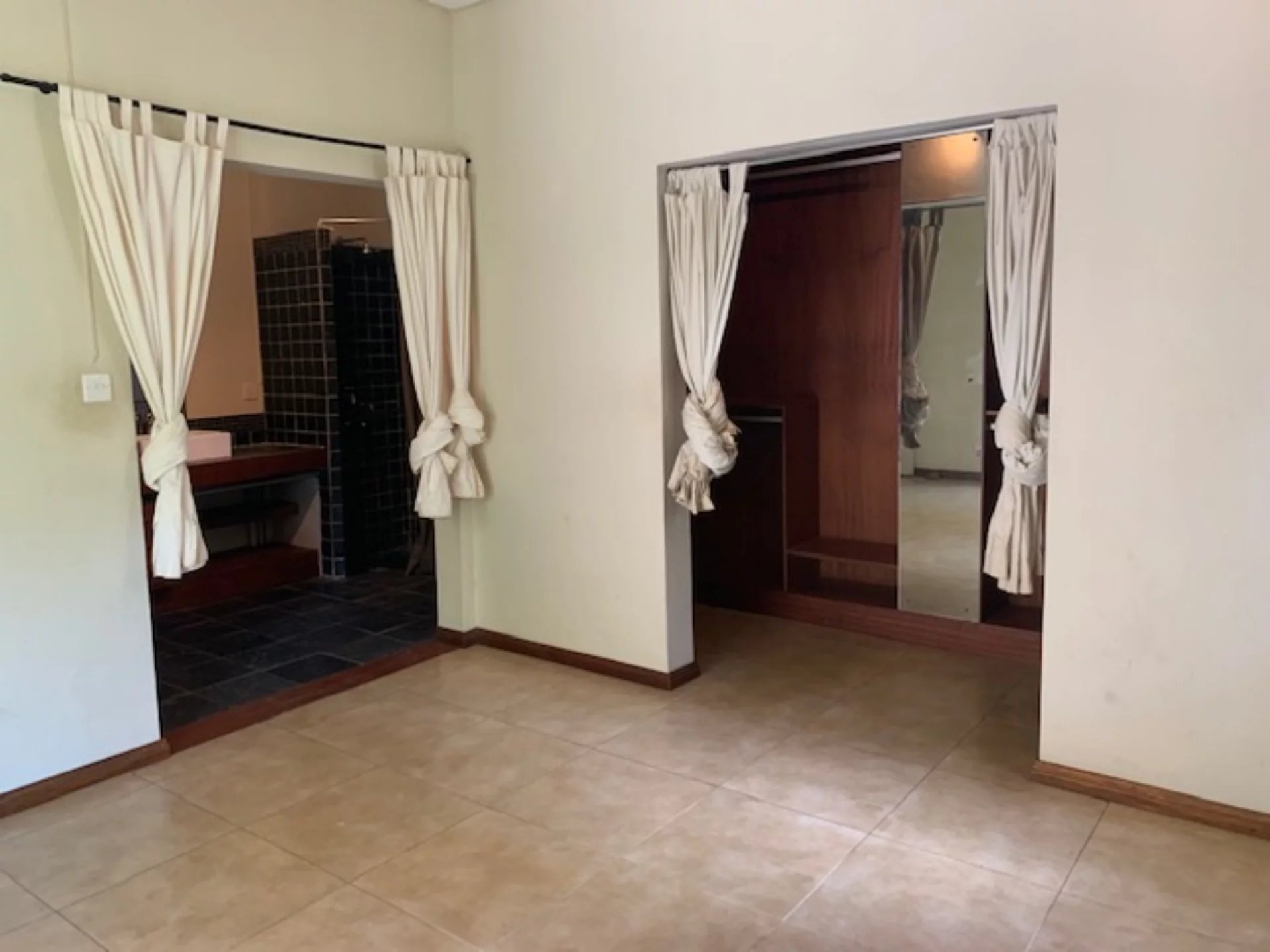 Ev Calodyne - picture 6