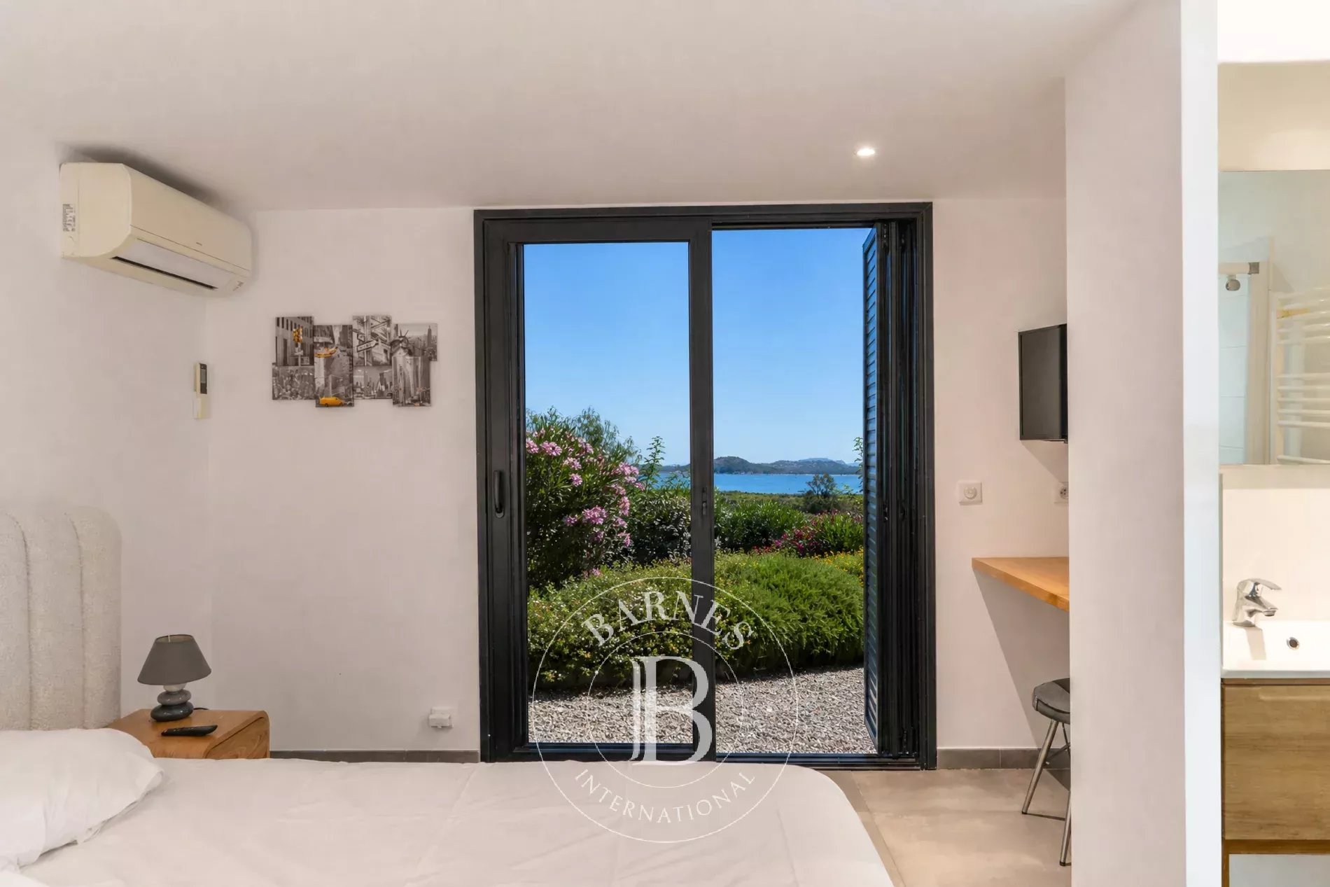 Sainte-Lucie-de-Porto-Vecchio  - Villa  4 Chambres - picture 13