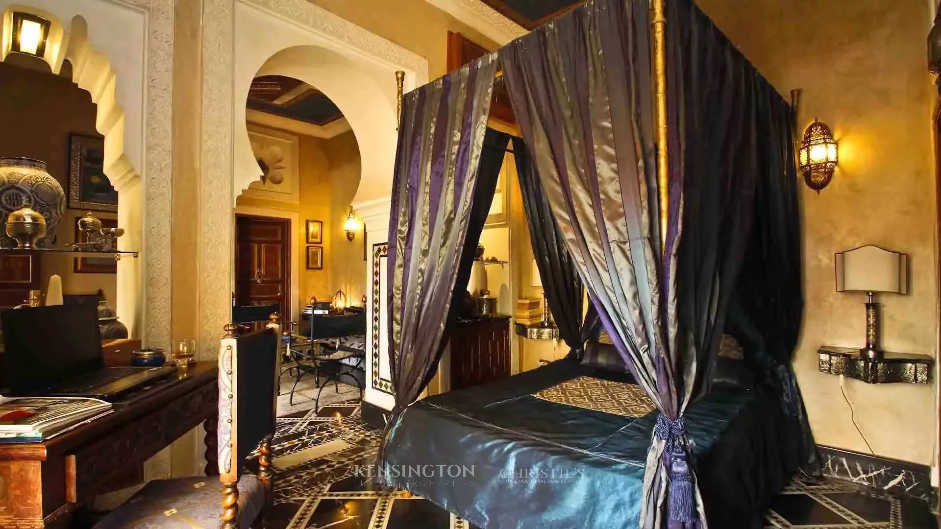 6 Bedroom Villa/Townhouse's Image 6