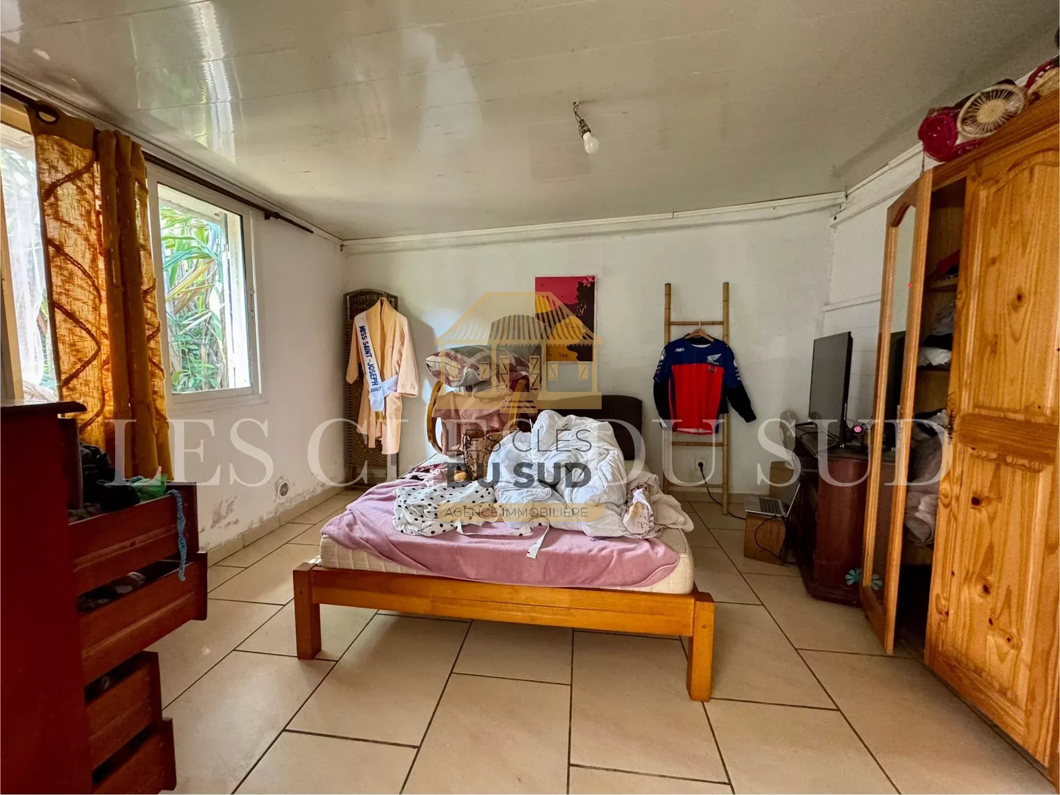SAINT-JOSEPH – MAISON 3 CHAMBRES + GARAGE – SECTEUR CALME