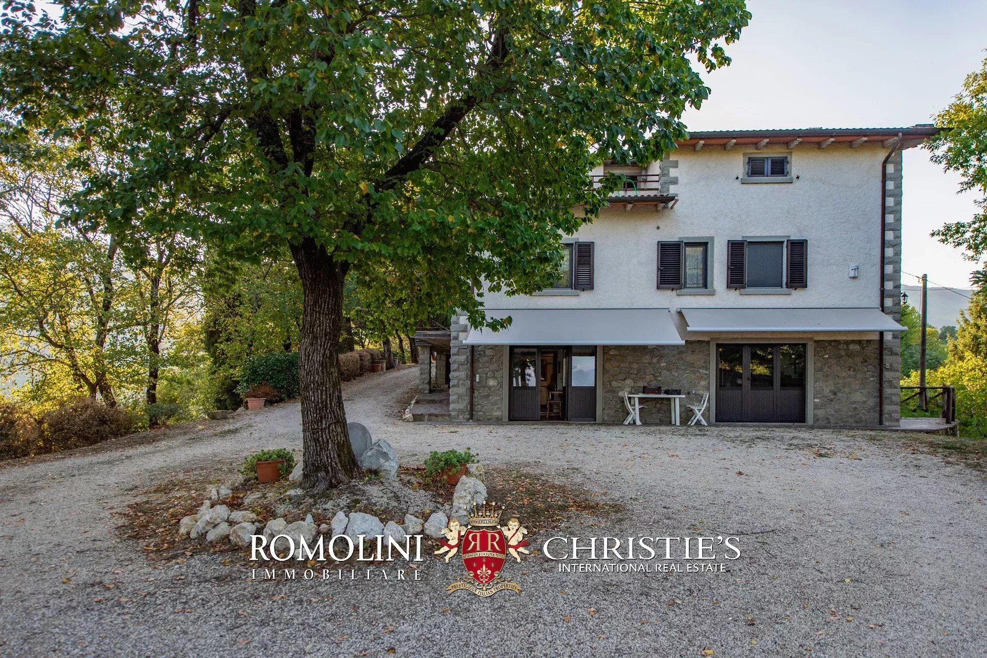 7 Bedroom Villa/Townhouse's Image 14