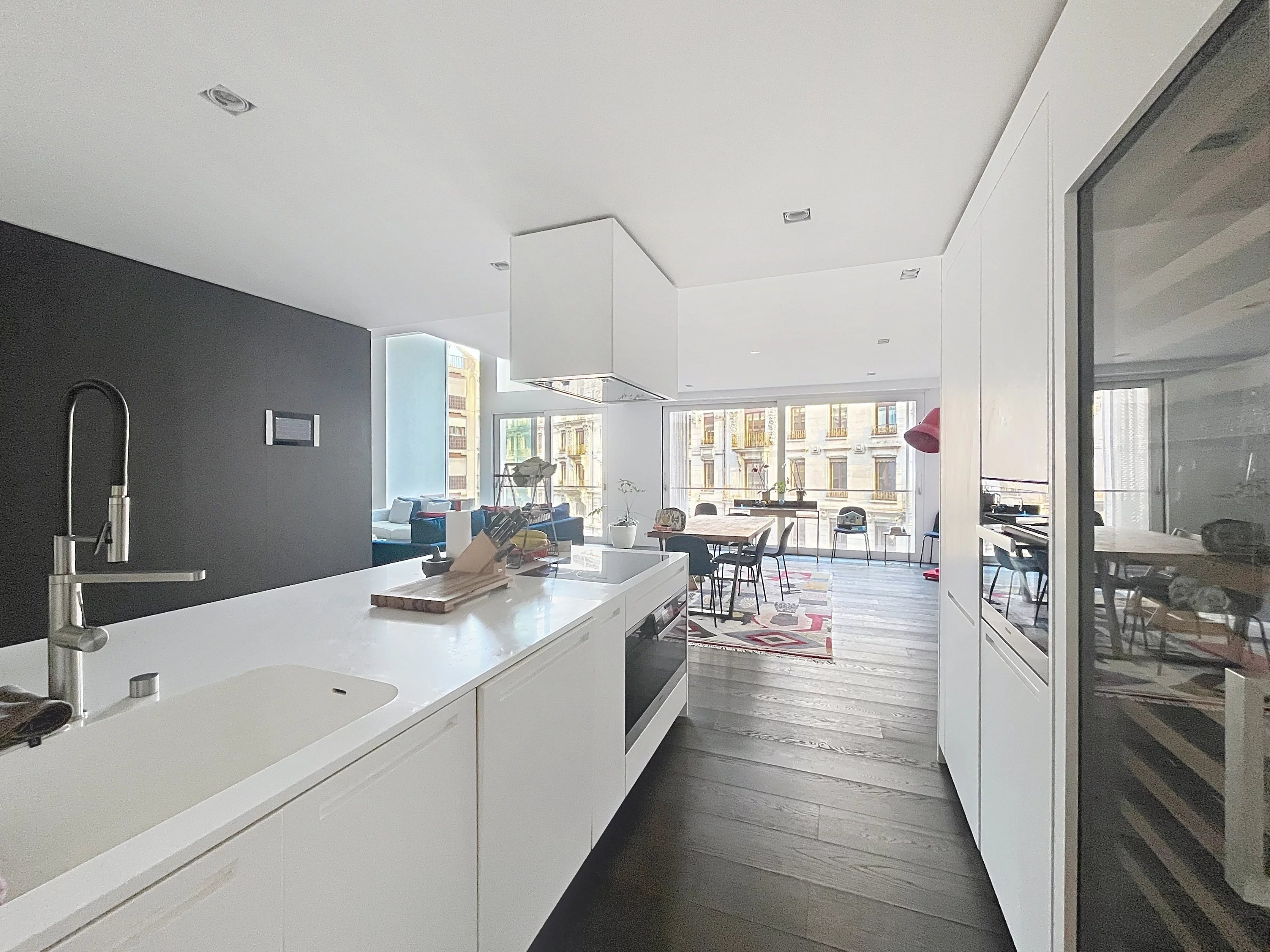 Genève centre : somptueux appartement dans résidence sécurisée