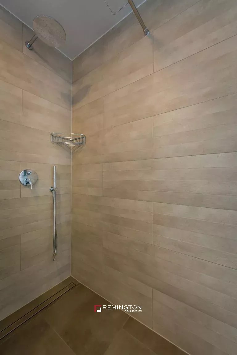5 Bedroom Villa/Townhouse's Image 14