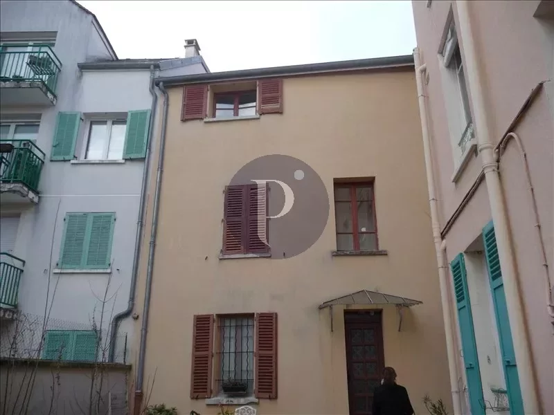 location-appartement-1-piece-chatenay-malabry-83866241