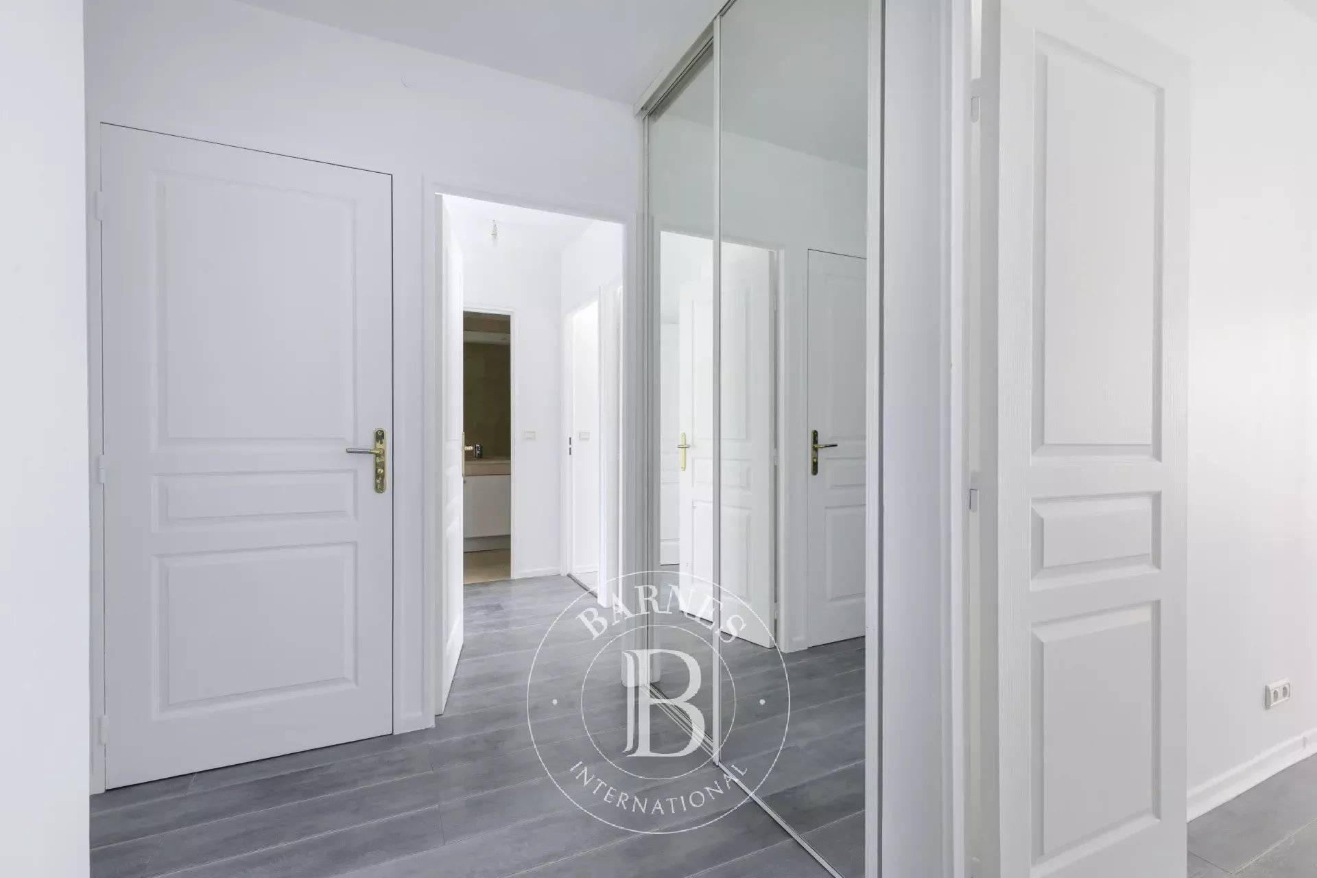 Daire Levallois-Perret - picture 4