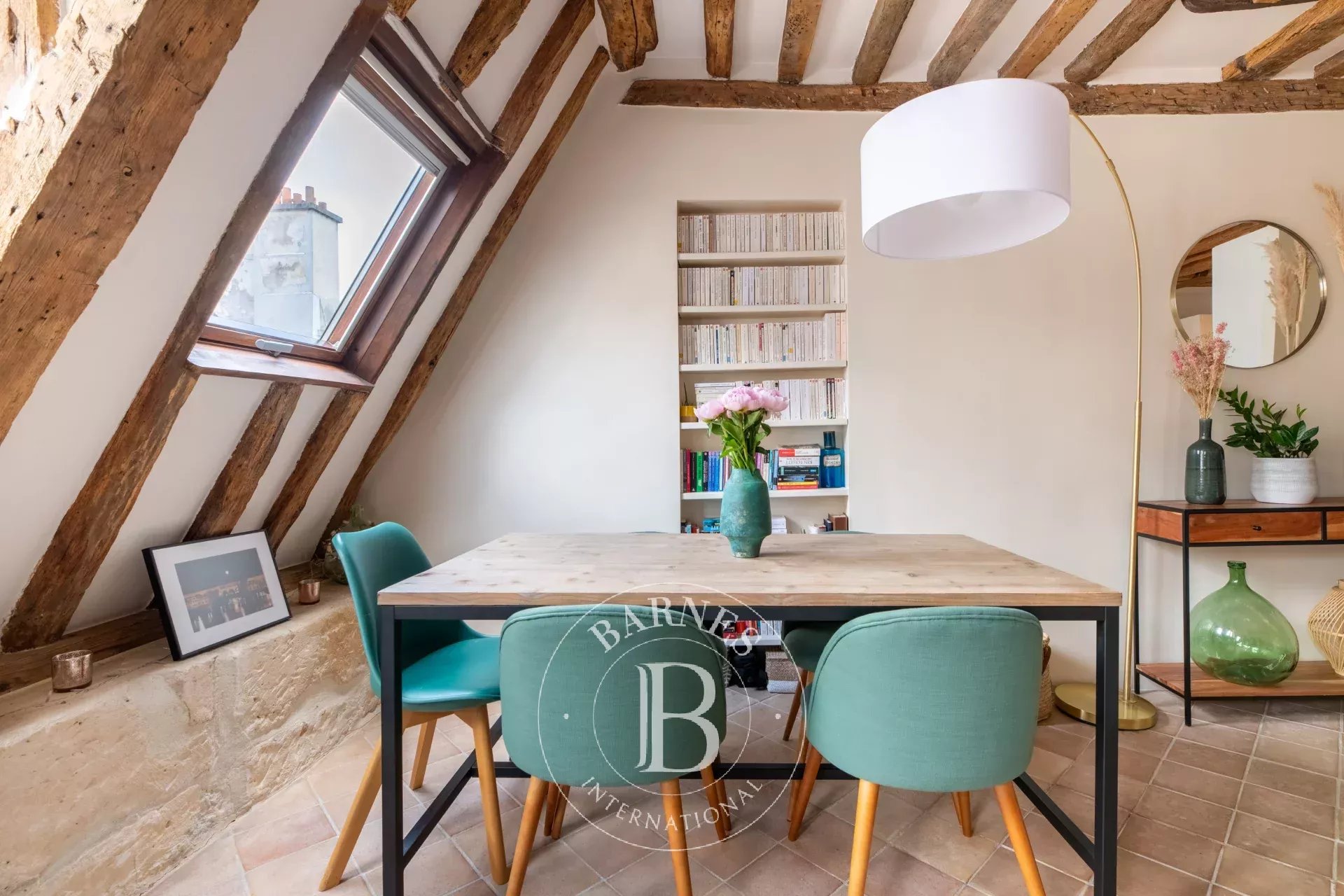 Daire Paris 3ème - picture 4