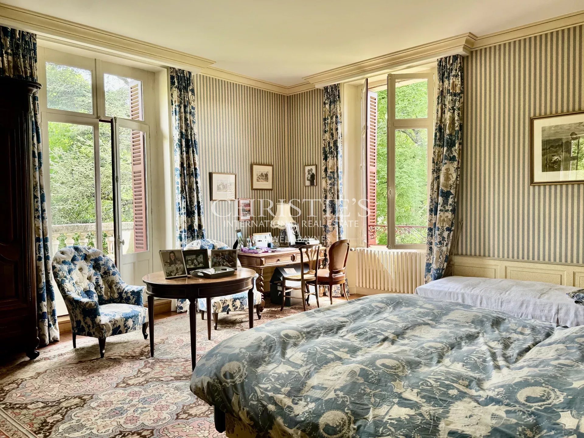 18 Bedroom Chateau's Image 15