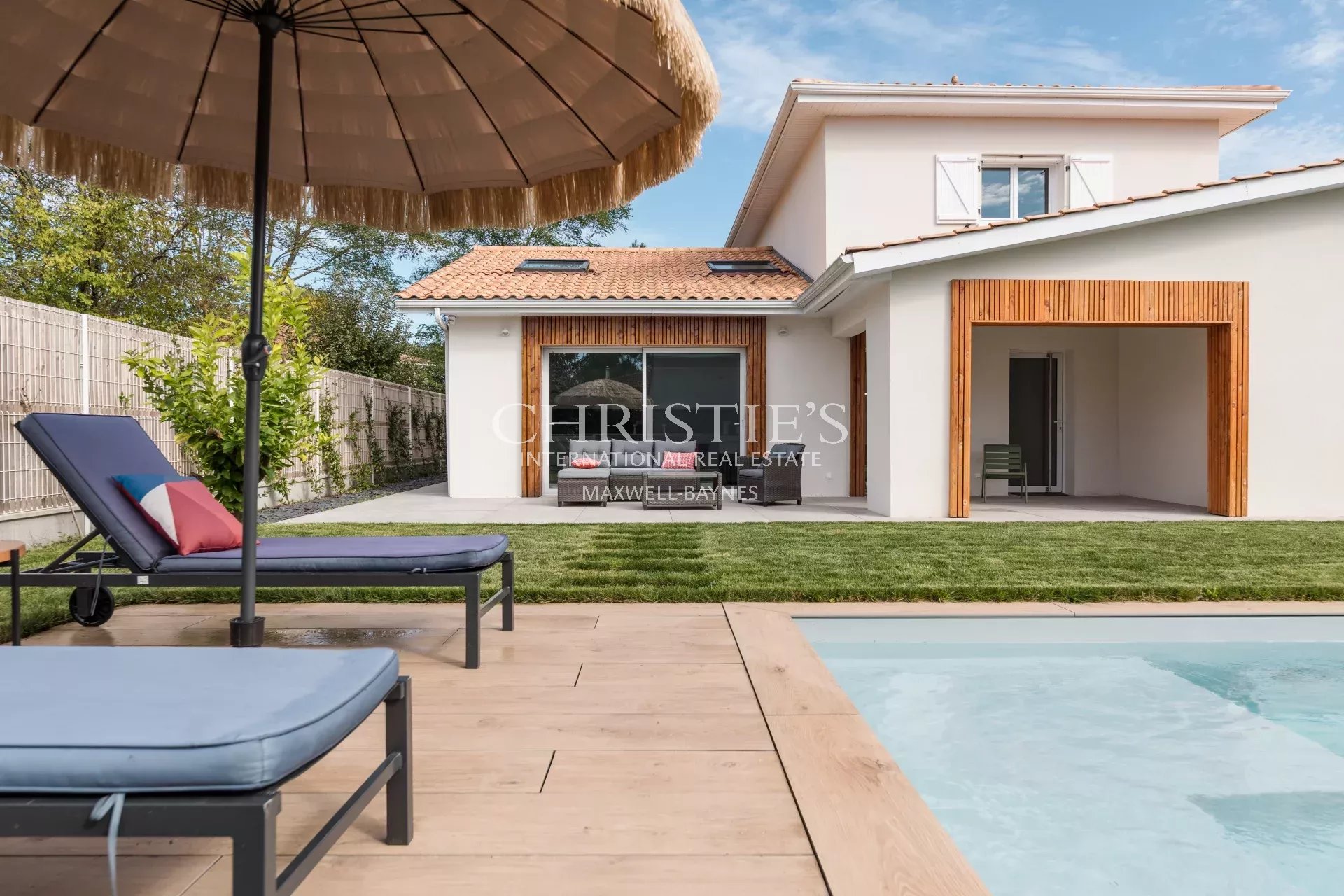 5 Bedroom Villa/Townhouse's Image 28