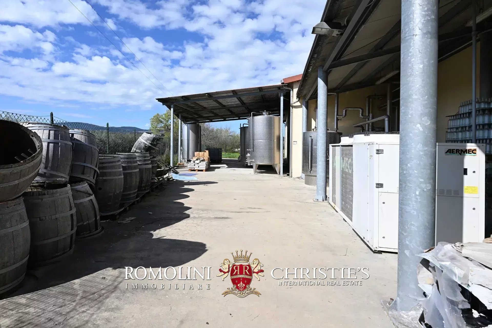 35 Bedroom Villa/Townhouse's Image 83